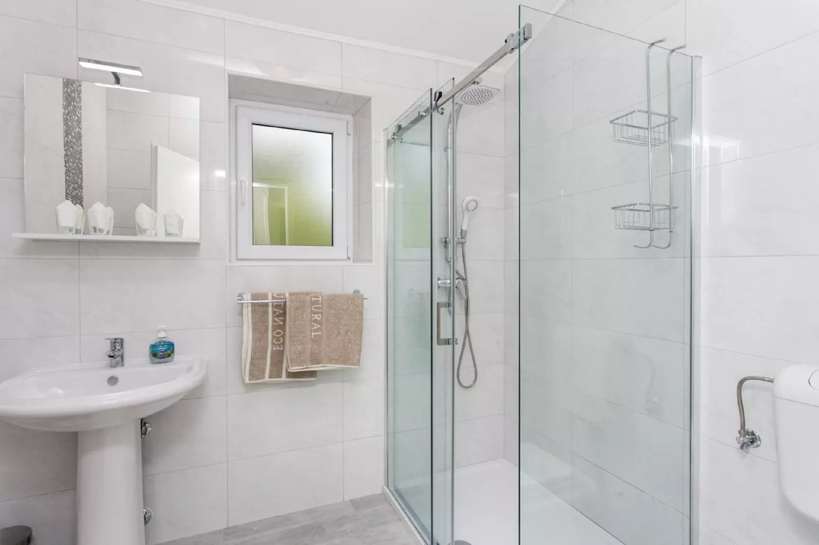 Villa Mirjana -  Two Bedroom Apartment with Balcony and Sea View (Sunce) - Badkamer