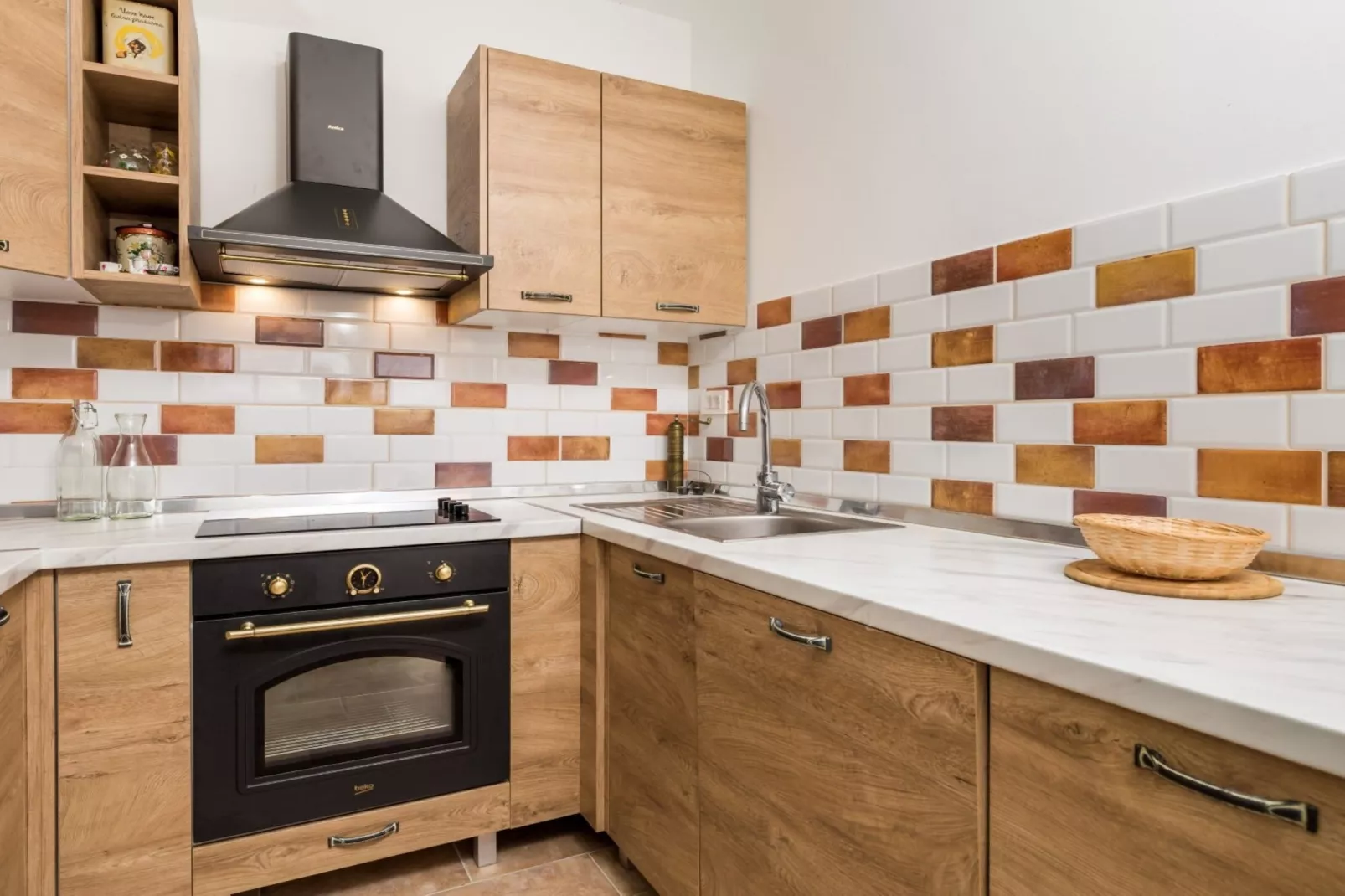 Wonderful Labin Villa with Private Pool and Sea Views - Three Bedroom - Keuken