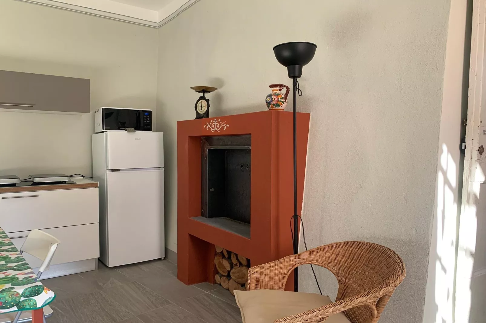 Ai Ronchi - piccolo appartamento con giardino a Cannero - Keuken