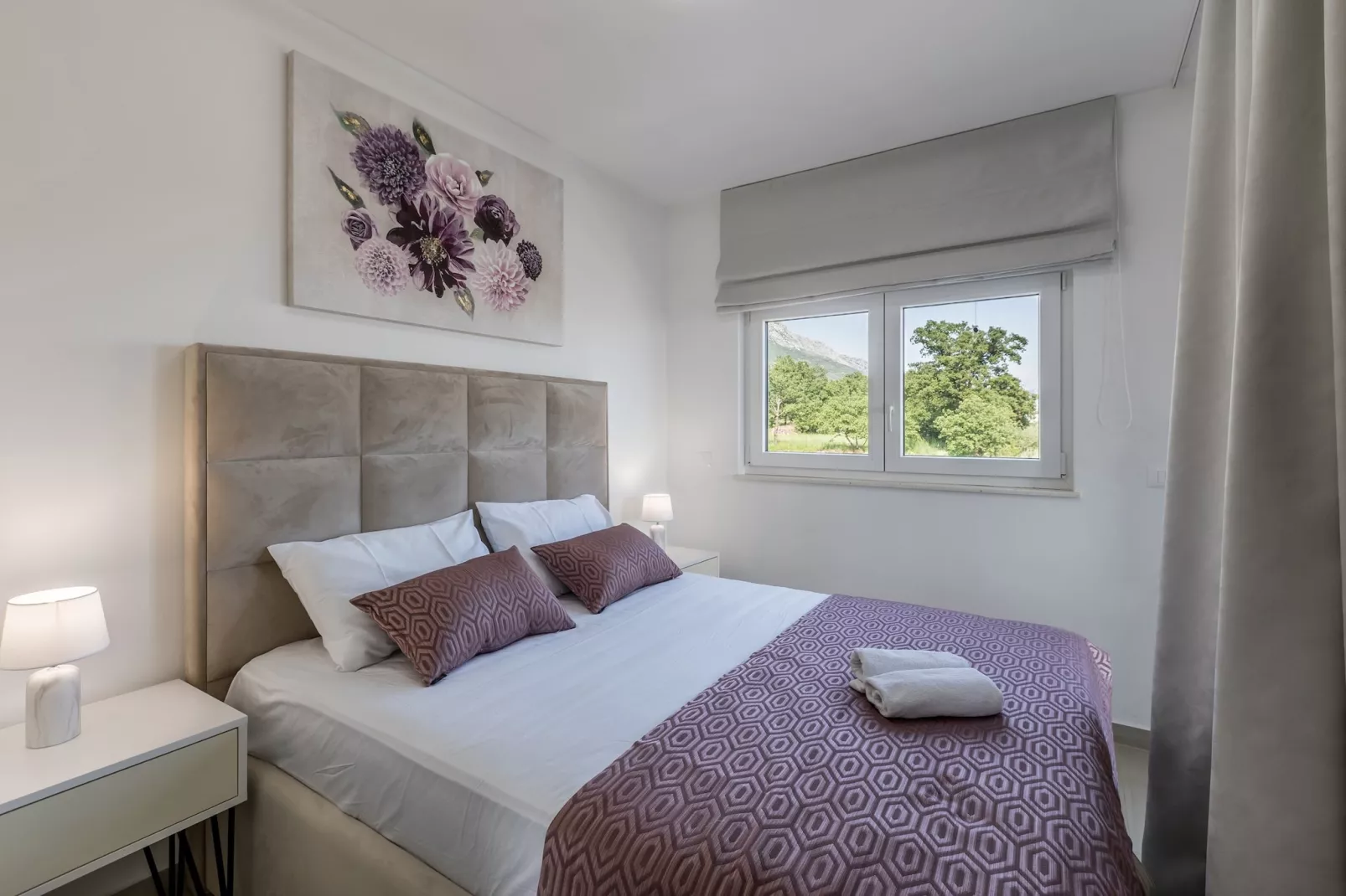 Scenic Kastel Luksic Apartments - Three Bedroom Apartment - Slaapkamer