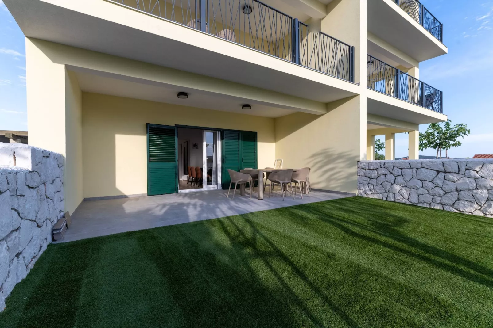 Luxury Living at Horizon Retreat - Two Bedroom Apartment (owner South S3) - Tuinen zomer