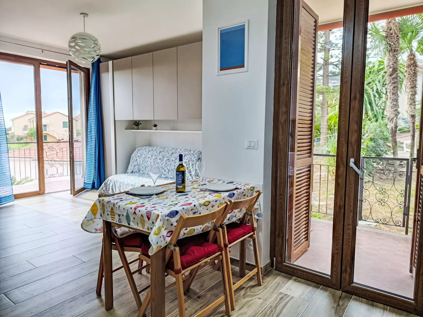 Titti e Giba - Binnen