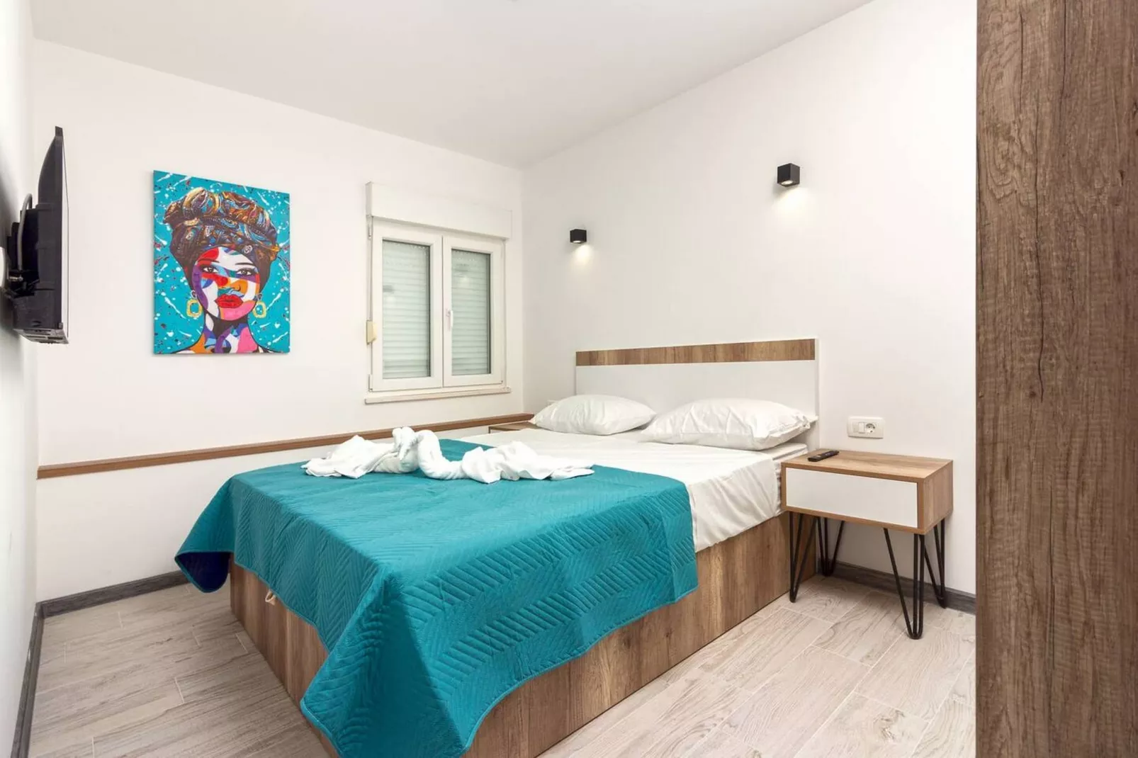 Modern Apartments with Private Balcony - Deluxe One Bedroom Apartment (Owner S3) - Slaapkamer
