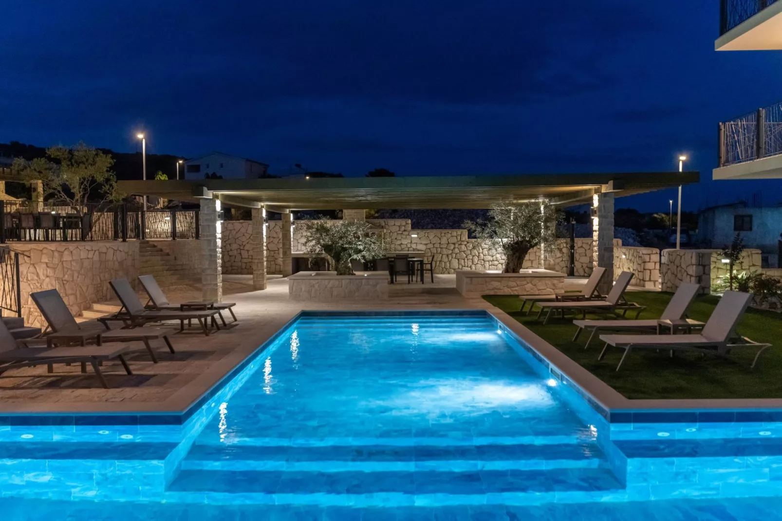 Luxury Living at Horizon Retreat - Standard Two Bedroom Apartment (Owner West S7) - Zwembad