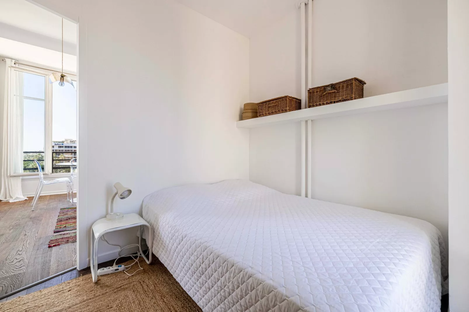 EM-211-ANGLAIS - Niet-getagd