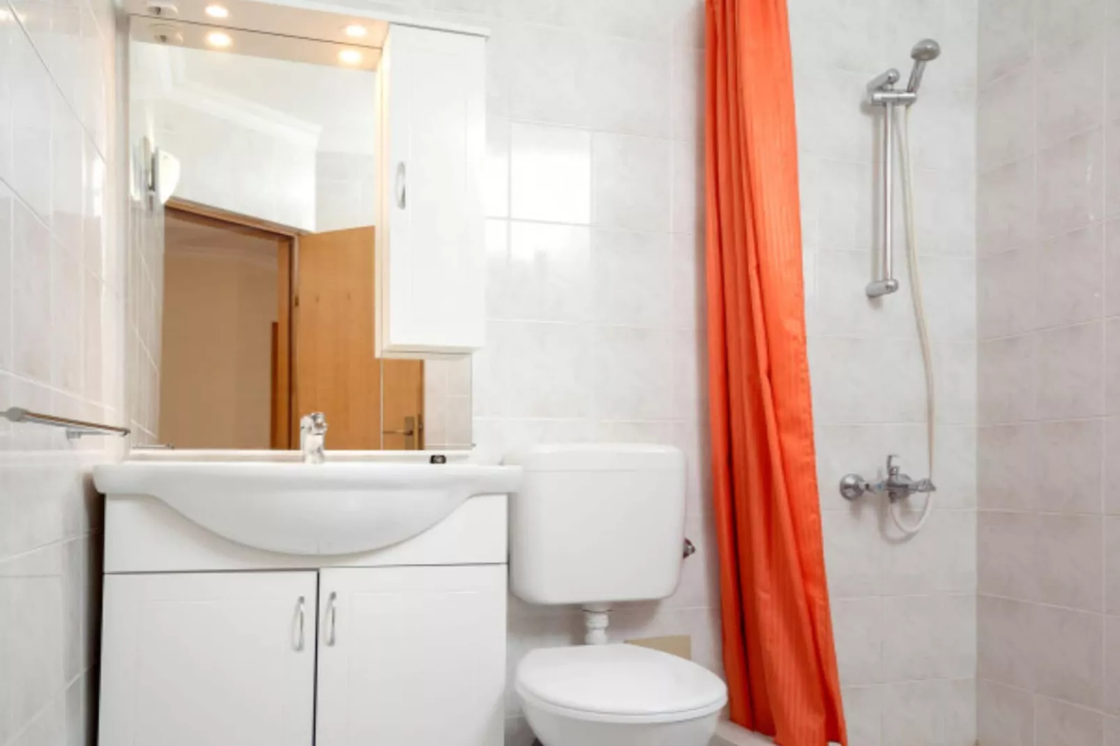 Two-Bedroom Apartment (A5) - Badkamer