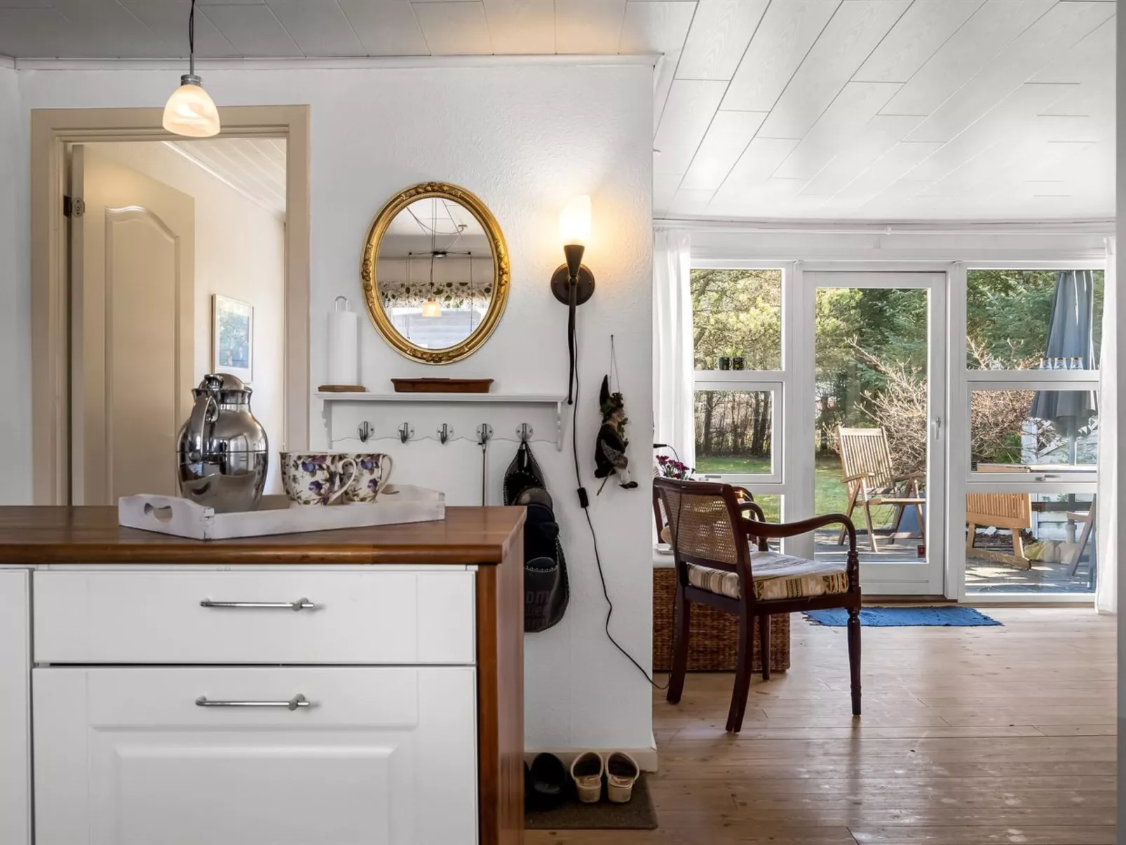 "Jamie" -  from the sea - Binnen