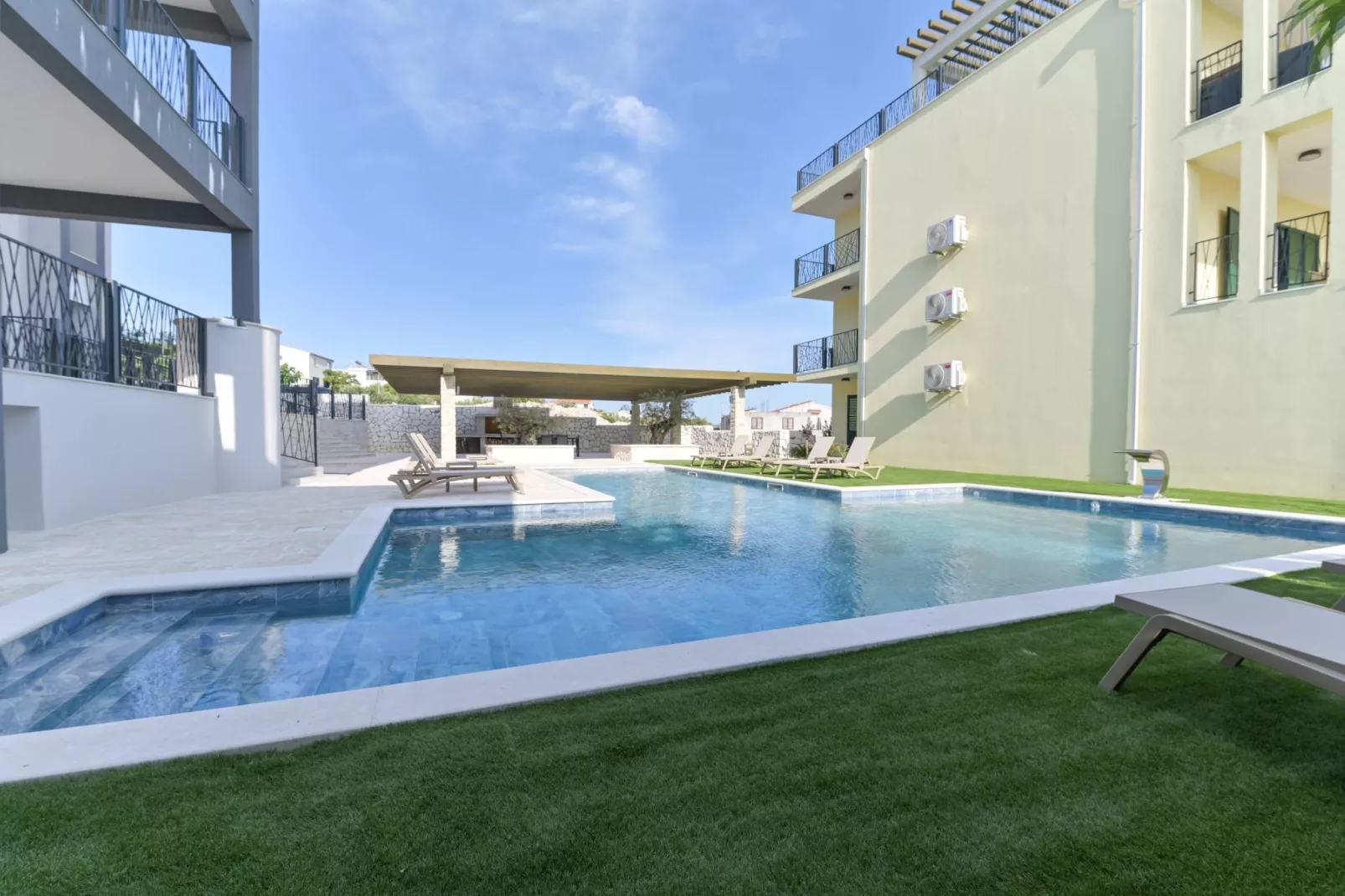 Luxury Living at Horizon Retreat - Two Bedroom Apartment (owner South S3) - Zwembad