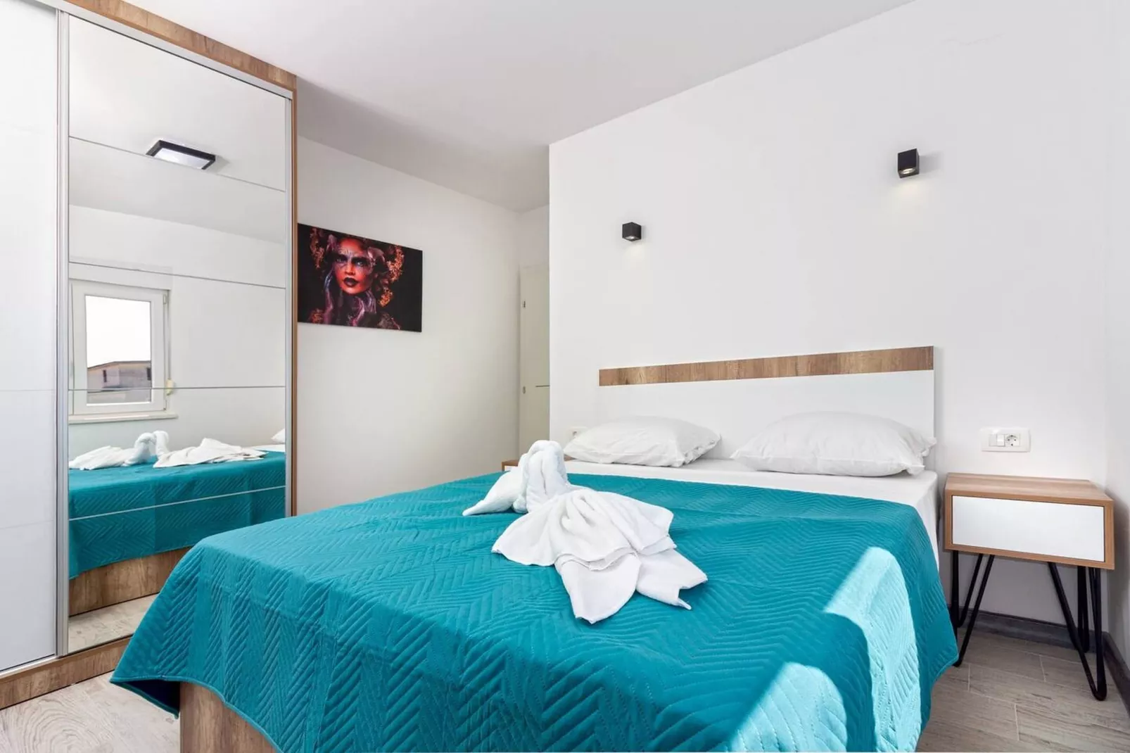 Modern Apartments with Private Balcony - Premium One Bedroom Apartment (Owner S2) - Slaapkamer
