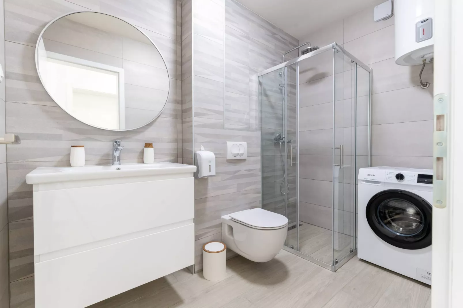 Luxury Living at Horizon Retreat - Comfort Three Bedroom Apartment (owner Central S8) - Badkamer
