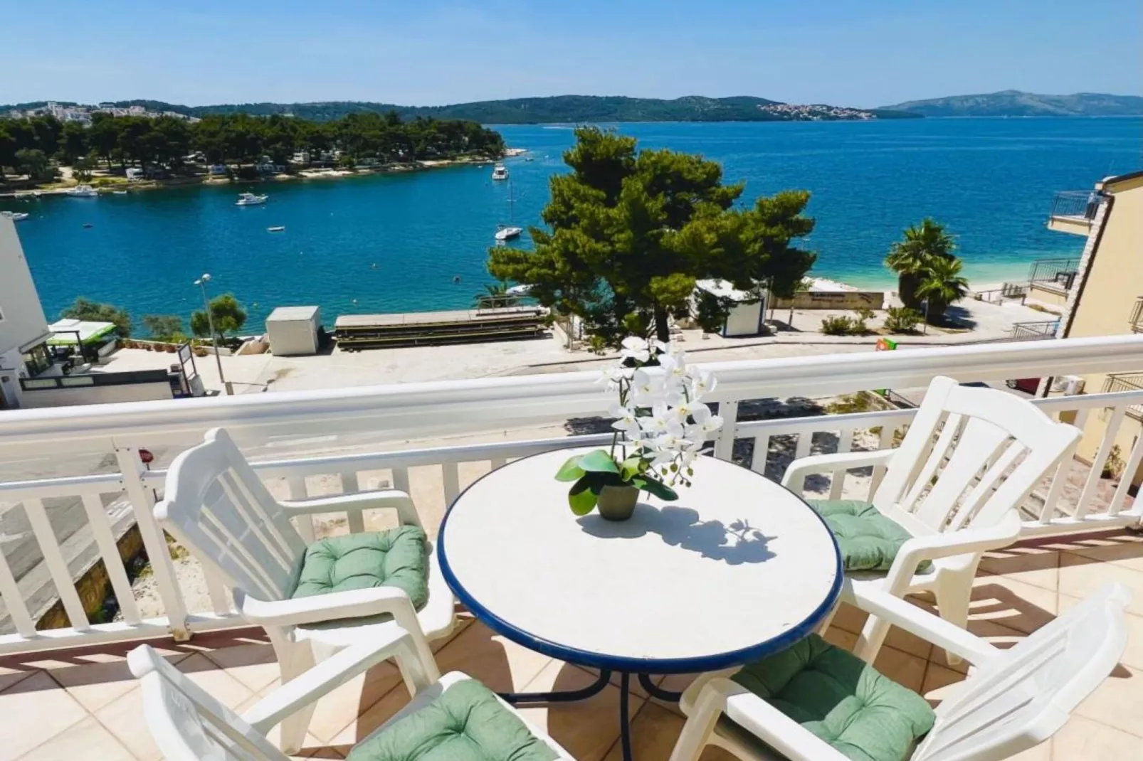 Villa Tomi - Double Room With Sea View (3) - Terrasbalkon