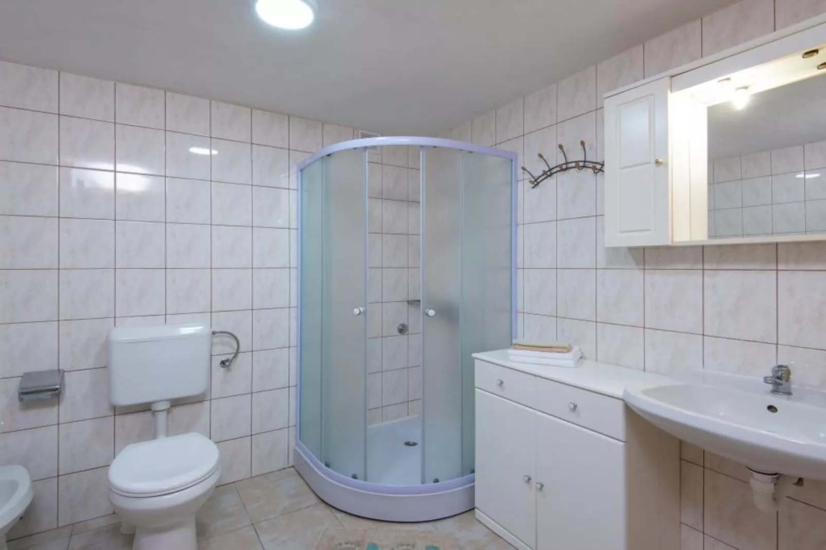 Peaceful Apartments Harfa - Two Bedroom Apartment 3 - Badkamer