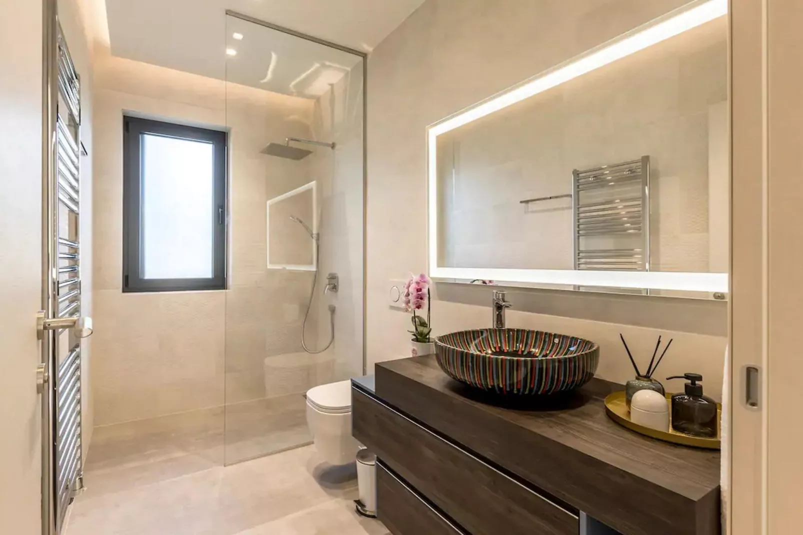 Sophisticated Oasis Residence Villa with Pool - Three Bedroom Villa with Pool - Badkamer