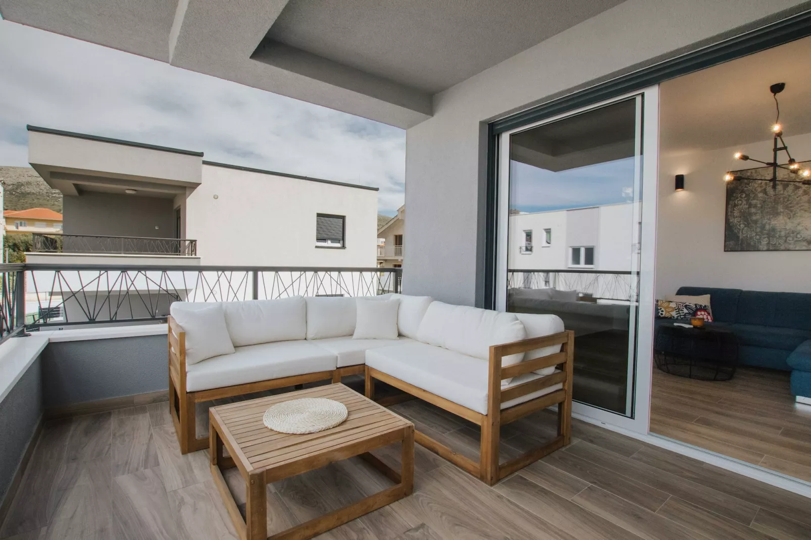 Spacious Luxury Trogir Apartments - Standard Two Bedroom Apartment (Nora) - Terrasbalkon