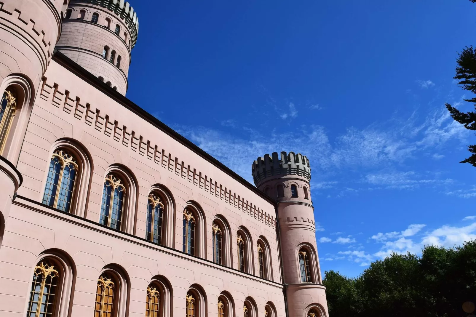 Chalk Cliff Base: Eco-Chic Wonen - Buitenlucht