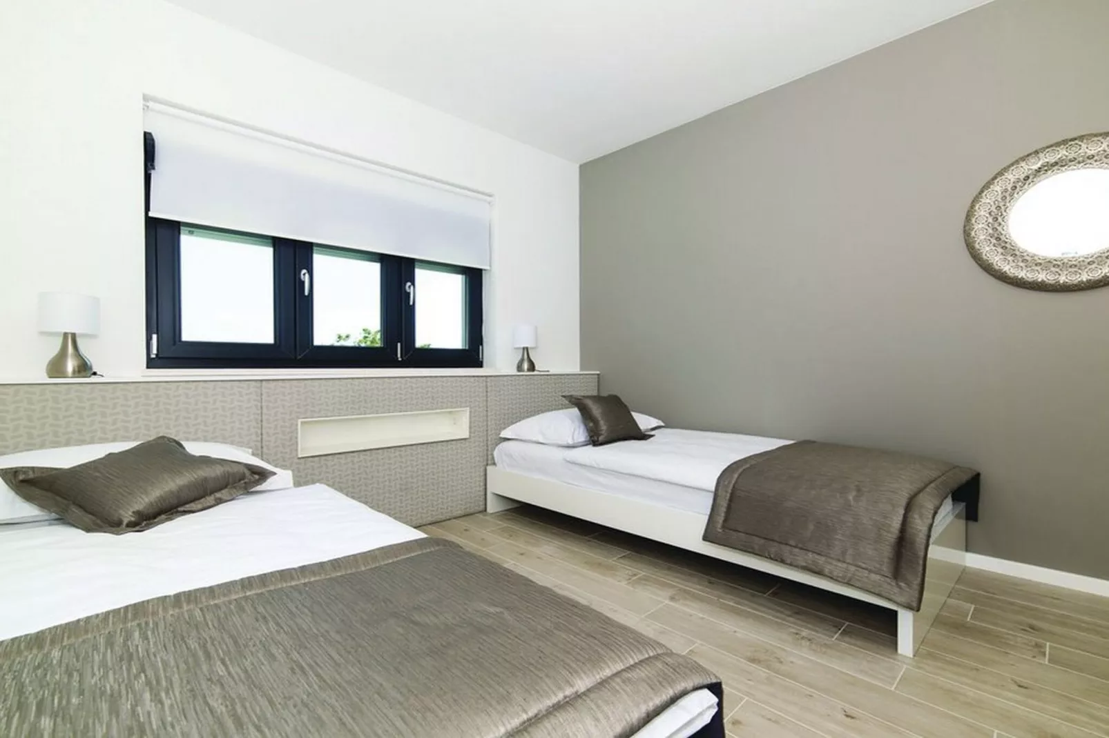 Modern Kastel Villa with Private Pool, Gym, and Large Outdoor Space - Eight Bedroom Villa - Slaapkamer