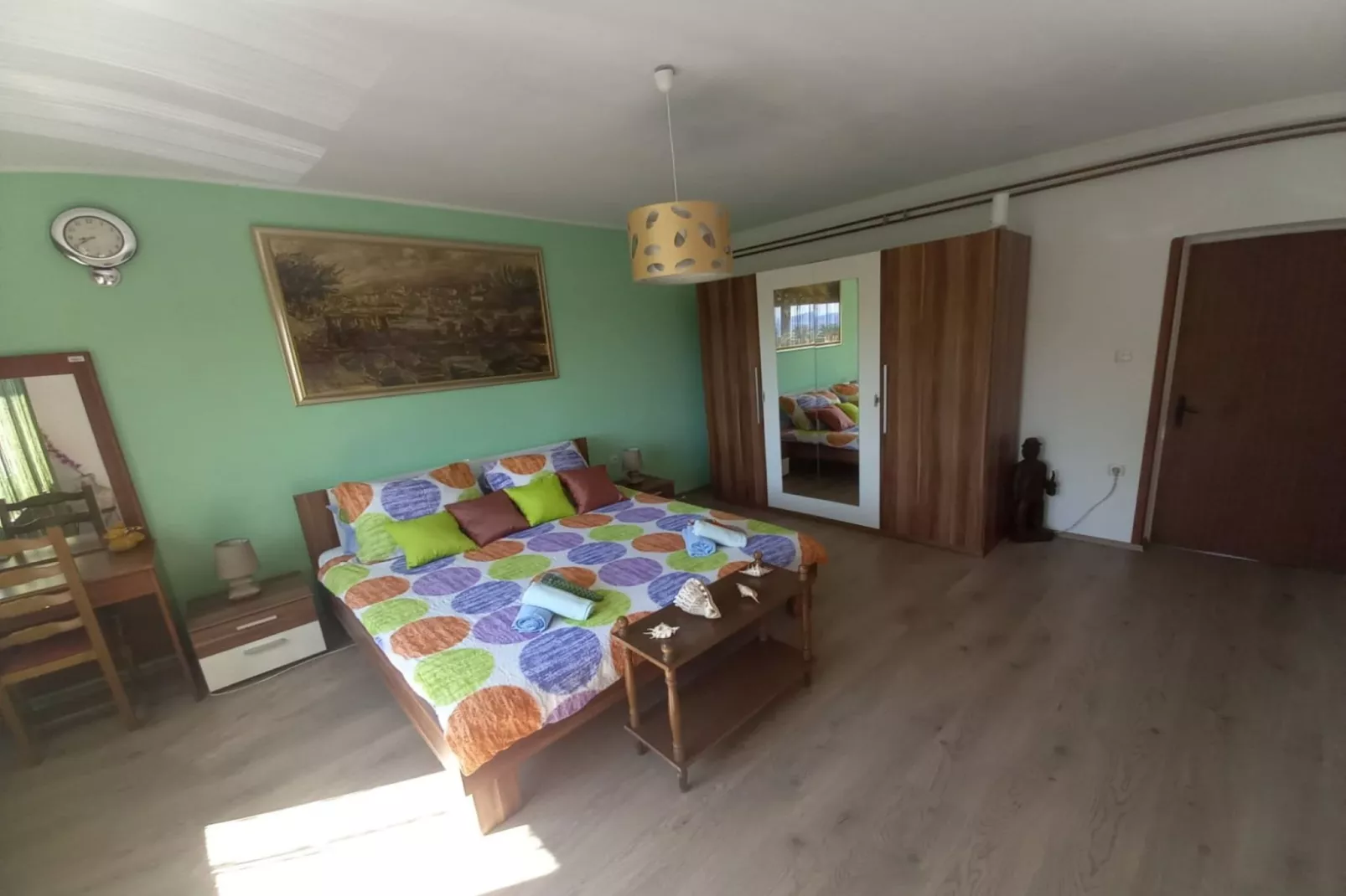 Lovely Apartments Near the Sea - One Bedroom Apartment with Balcony - Slaapkamer