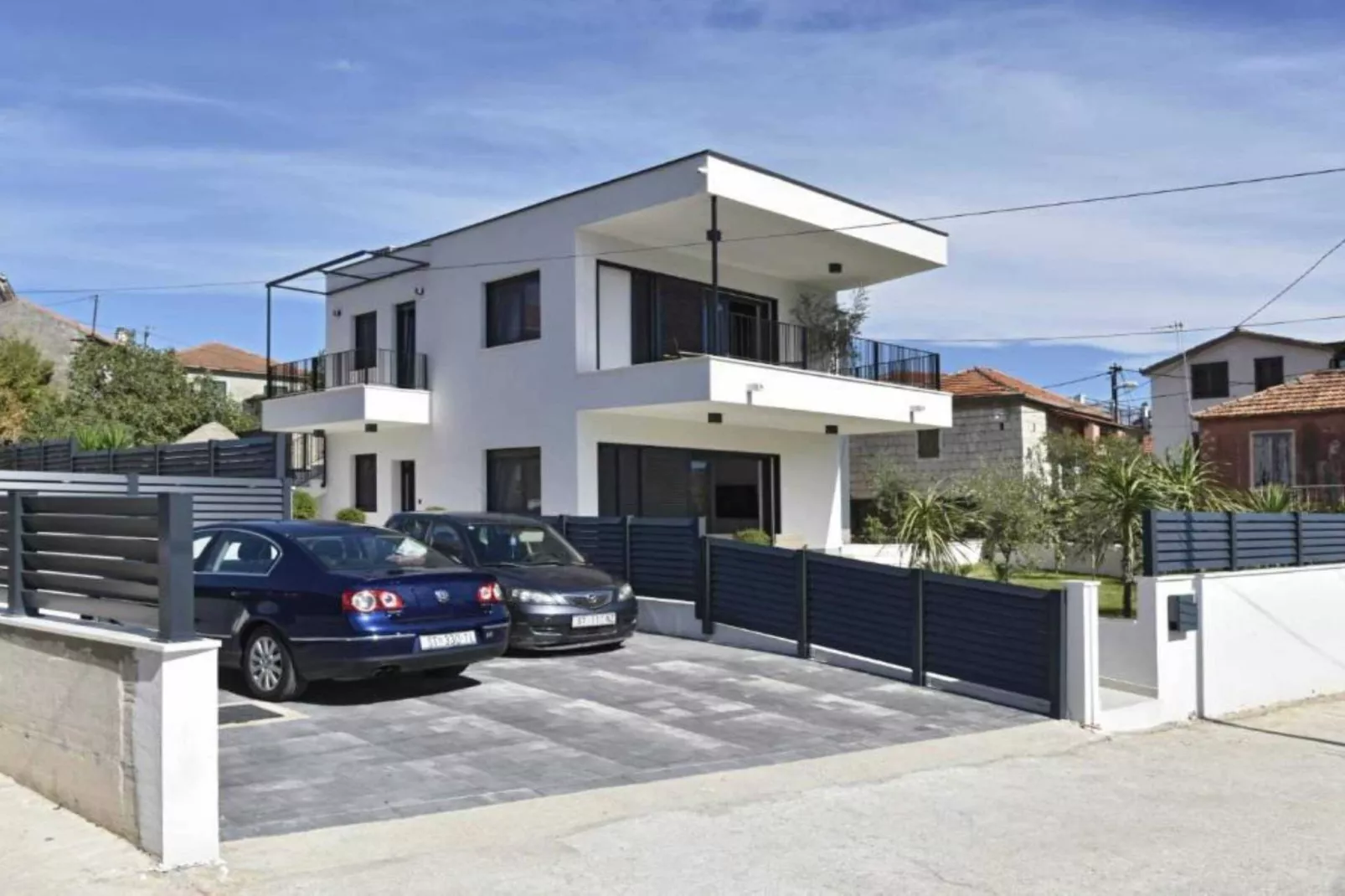 Luxury Slatine Apartments with Terrace and Garden - One Bedroom Apartment with Terrace - Buitenlucht