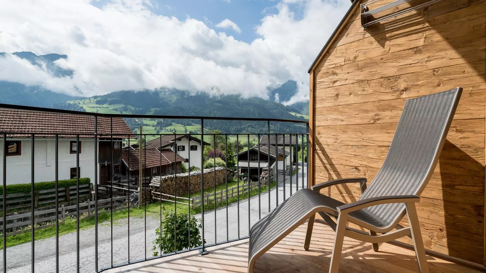 Luxury Tauern Suite Walchen Kaprun 4-Terrasbalkon