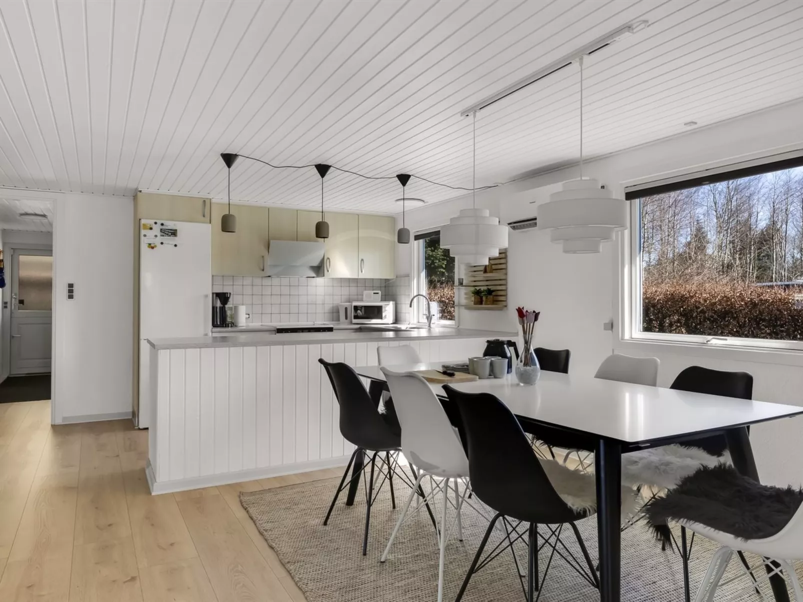"Diuri" - 30km from the sea - Binnen