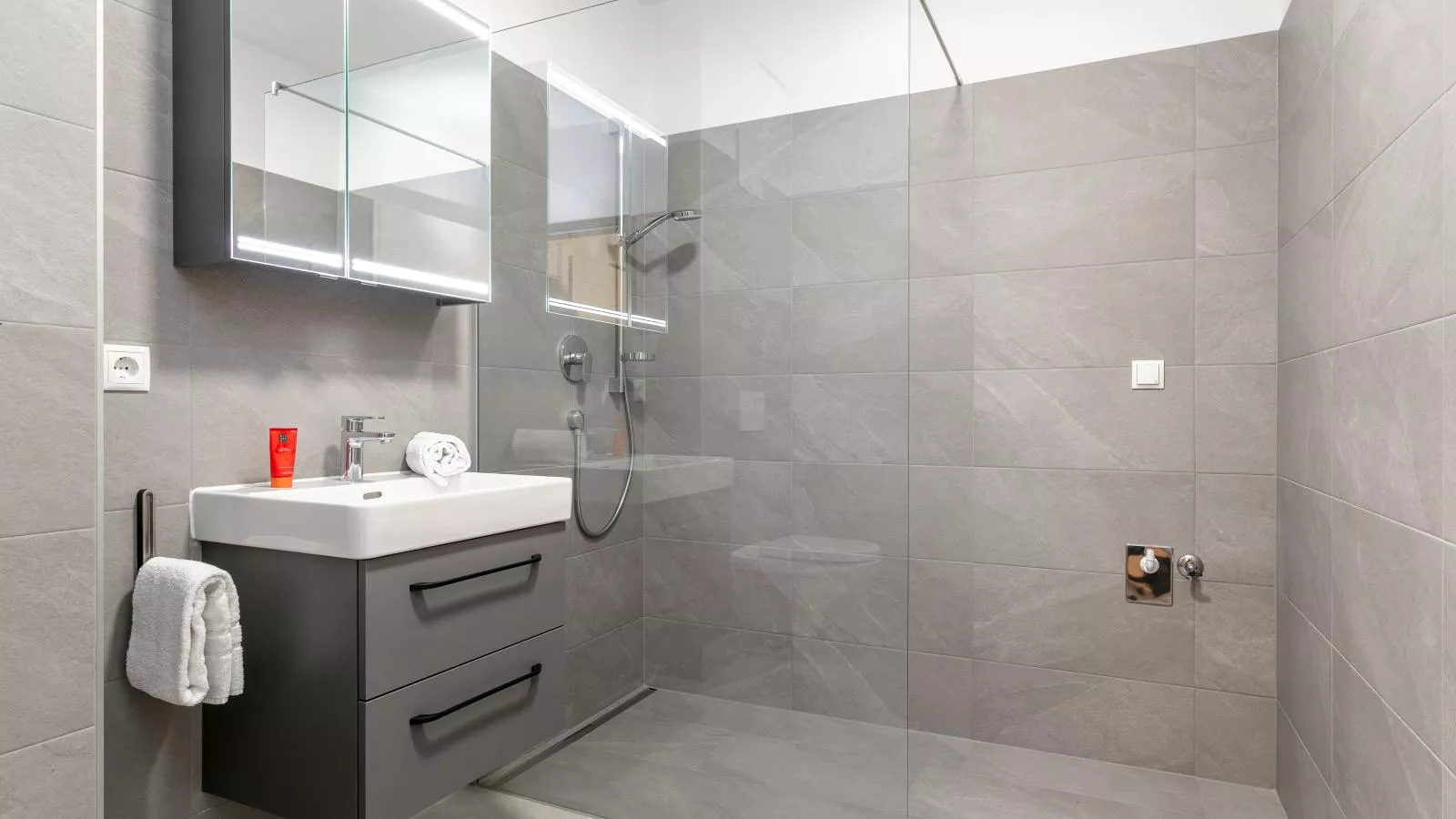 City Apartments Jenbach Top 6 Top 7 - Badkamer