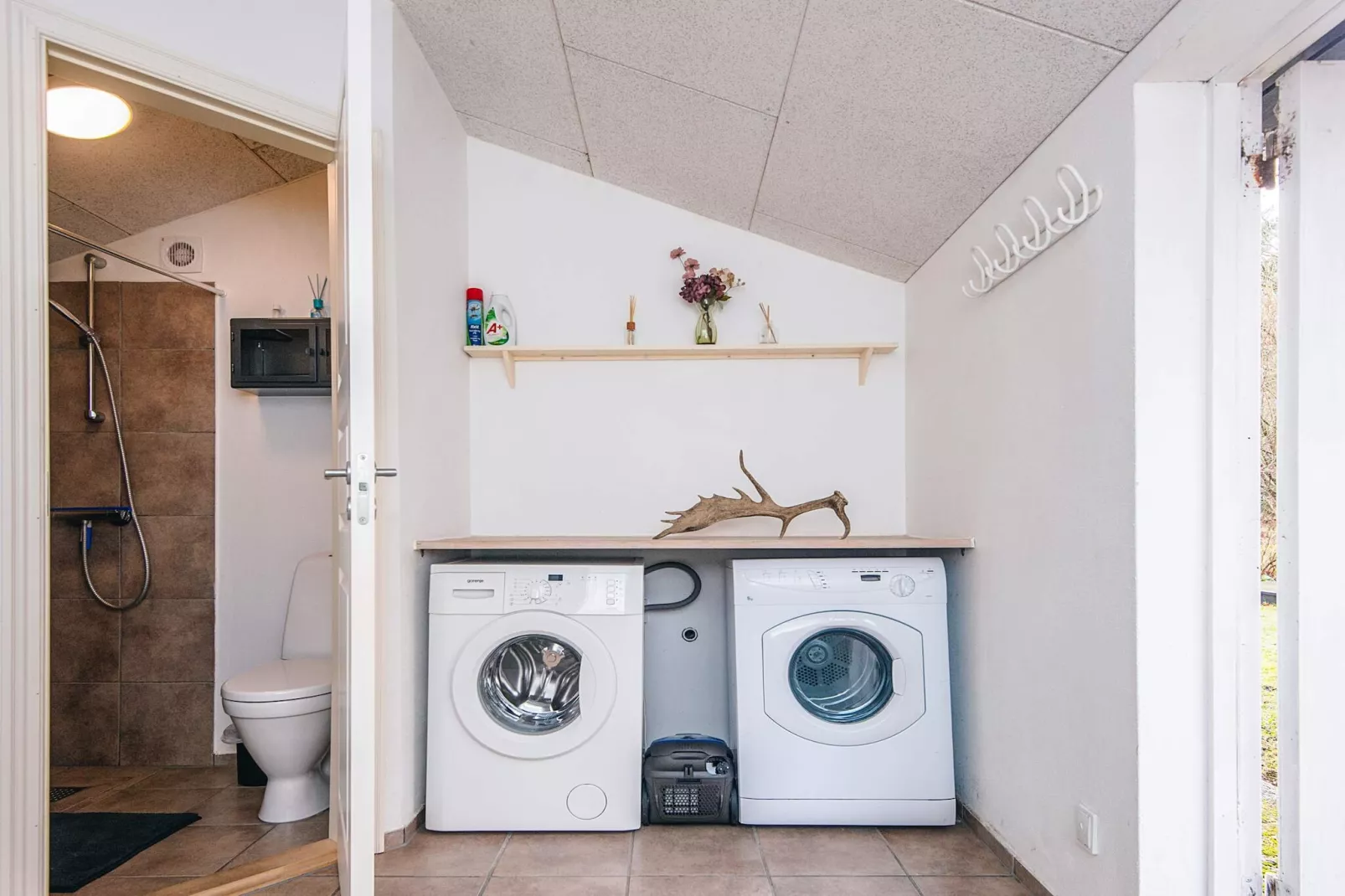 7 Personen vakantie huis in Tim - Binnen