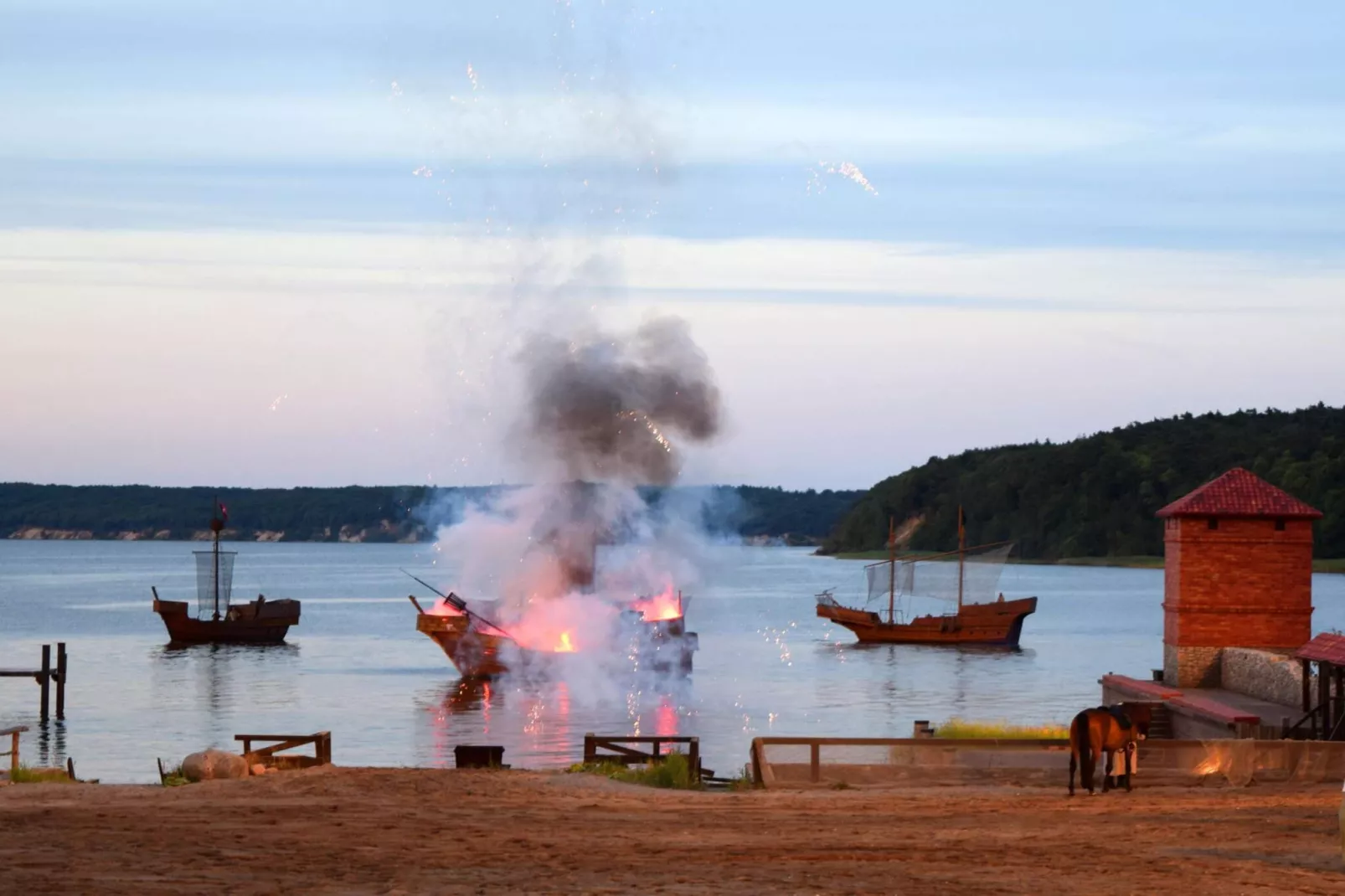 Moderne kelder met vloerverwarming - Waterzicht