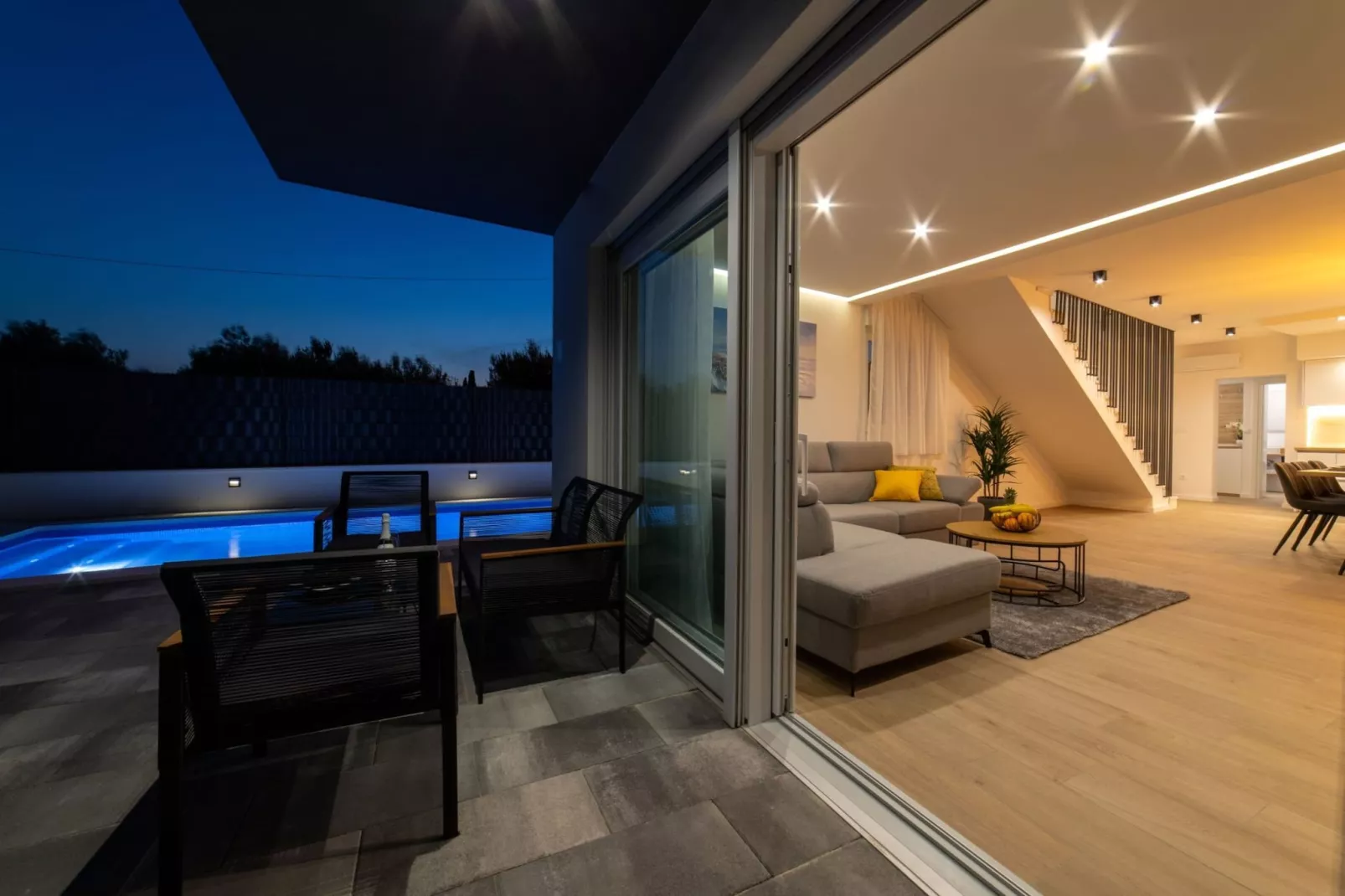 Luxury Kastela Villa with Heated Pool and Lounge Area - Four Bedroom Villa - Faciliteiten