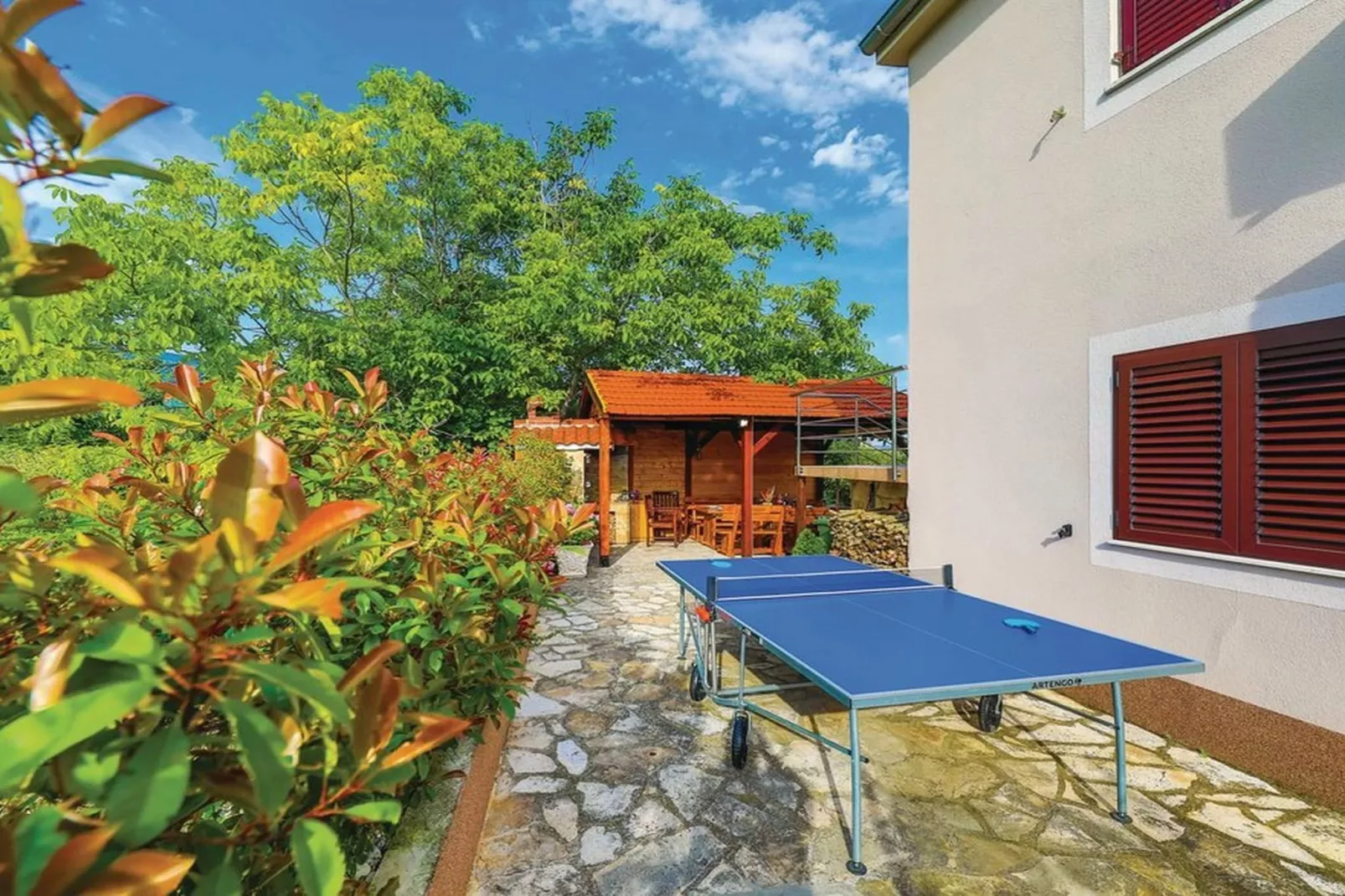 Mediterranean Stylish Villa with Pool in Kastel Stari - Six Bedroom Villa with Pool - Buitenlucht