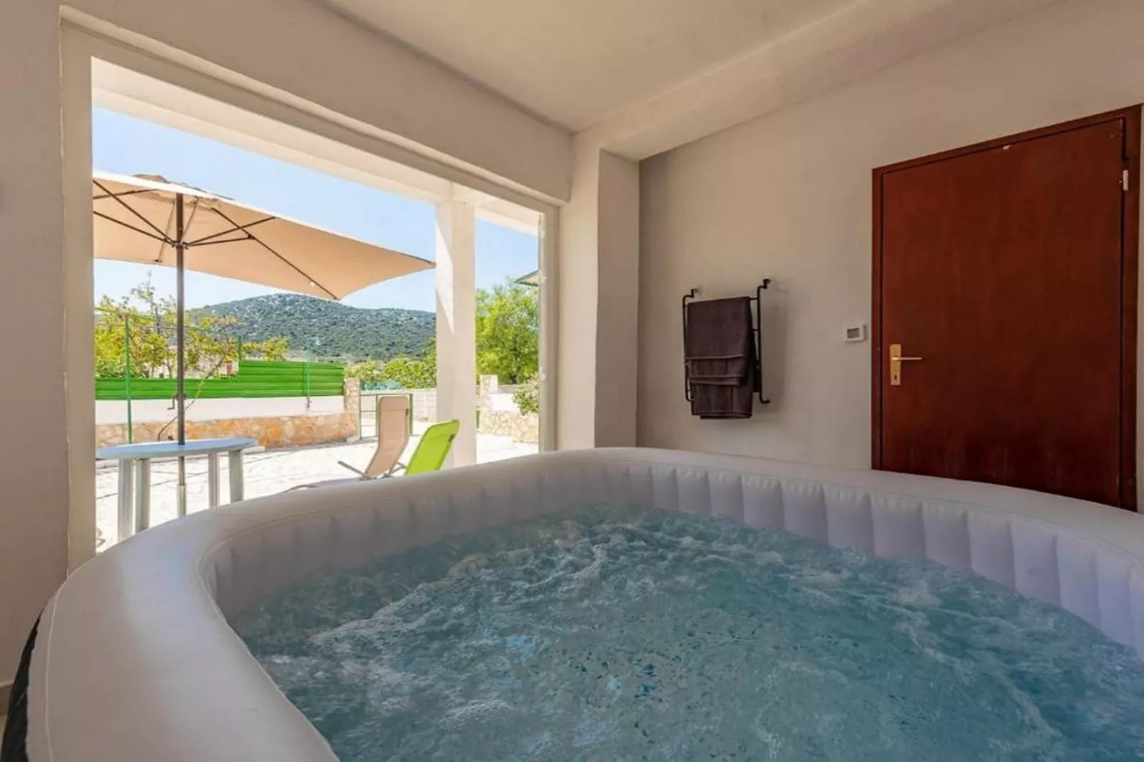 Three Bedroom Holiday Home - Zwembad