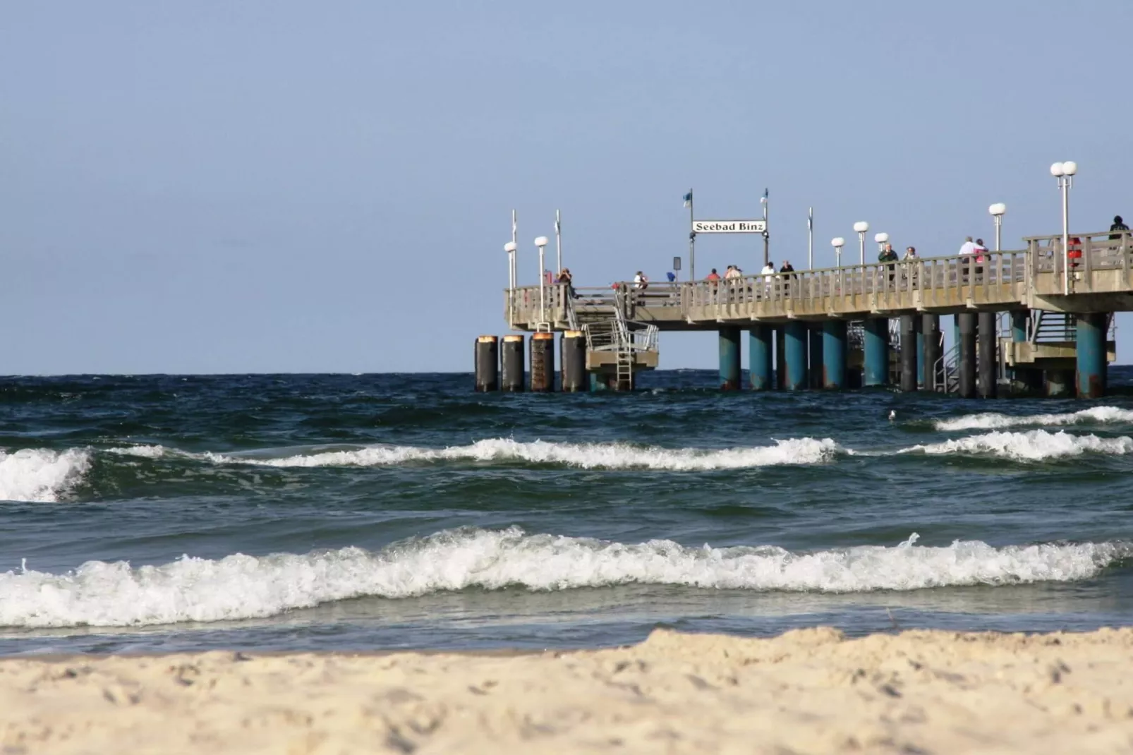 Moderne kelder met vloerverwarming - Waterzicht