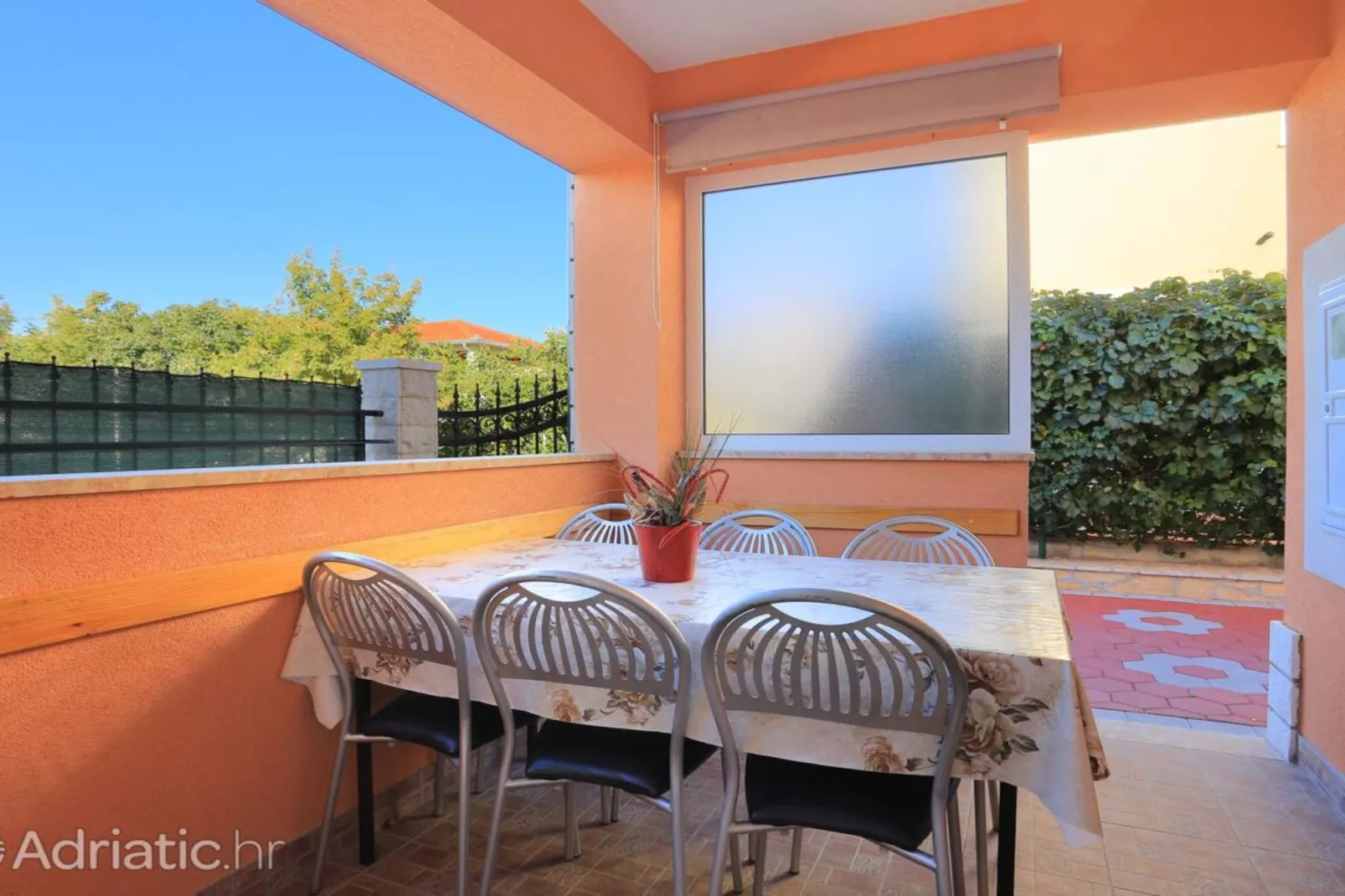 Holiday Home Nada Rogoznica - Six Bedroom Holiday Home - Terrasbalkon