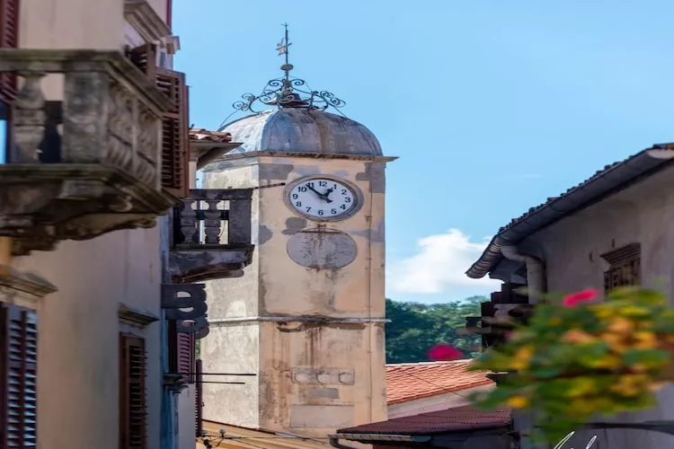 Stylish Two Bedroom Apartment in Labin - Two Bedroom Apartment with Terrace - Buitenlucht