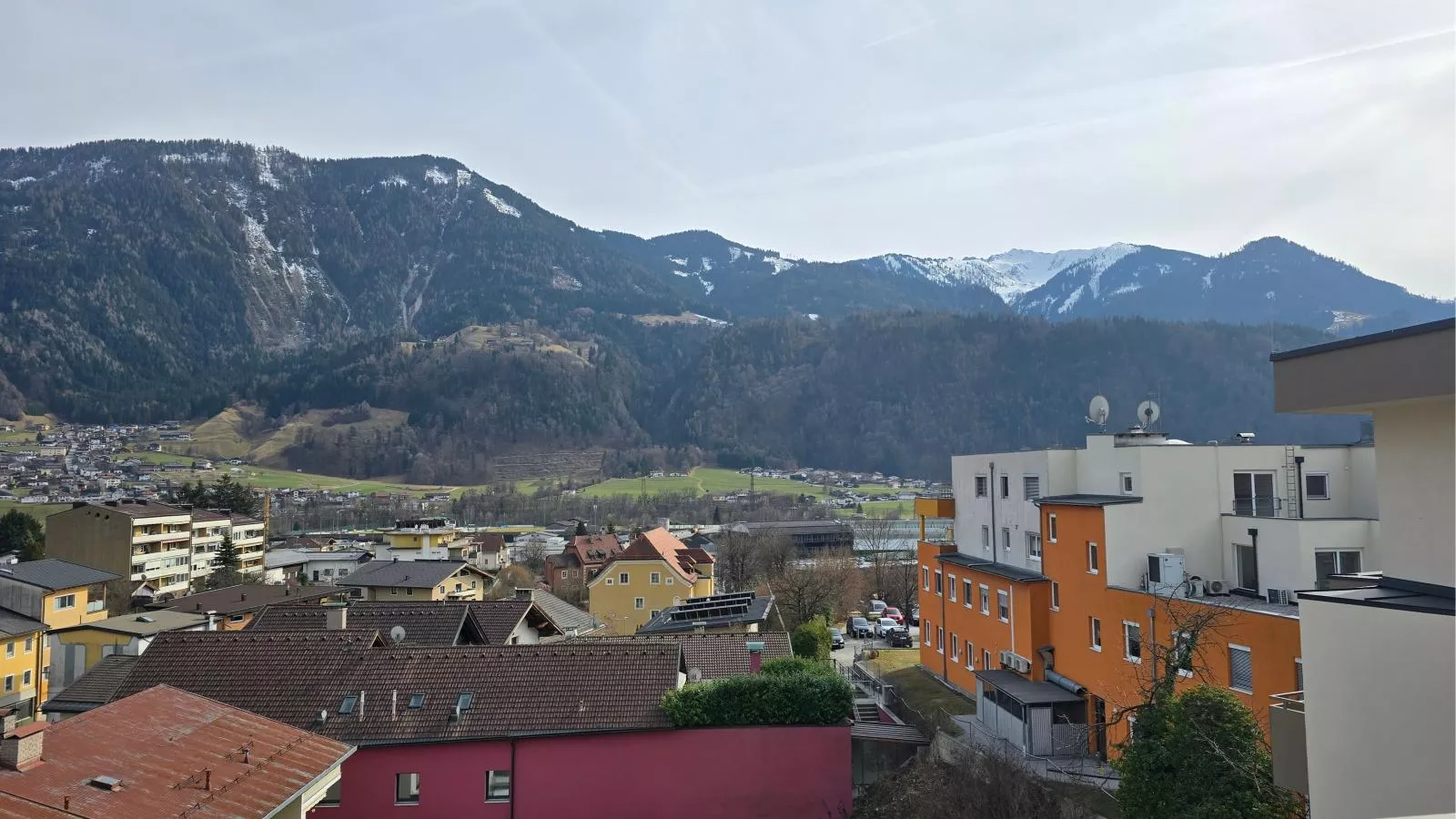 City Apartments Jenbach Top 6 Top 7 - Uitzicht zomer