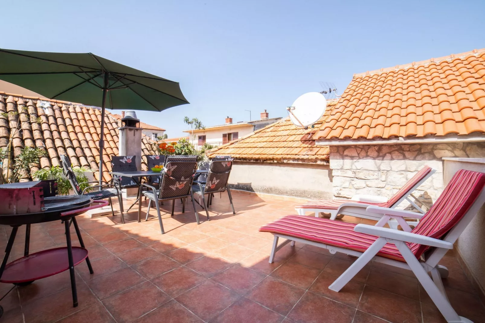 Four Bedroom Villa - Terras