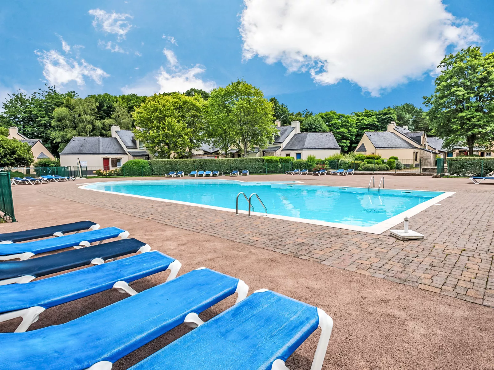 Les Cottages du Golf - Buiten