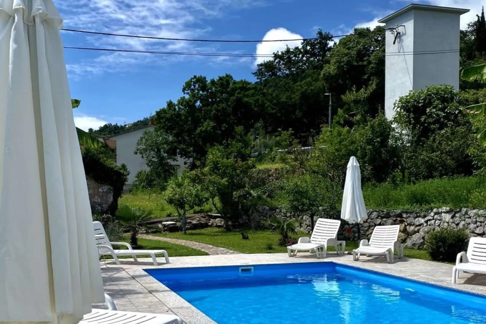 Luxury Lovran Apartments with Swimming Pool - Classic One Bedroom Apartment - Zwembad