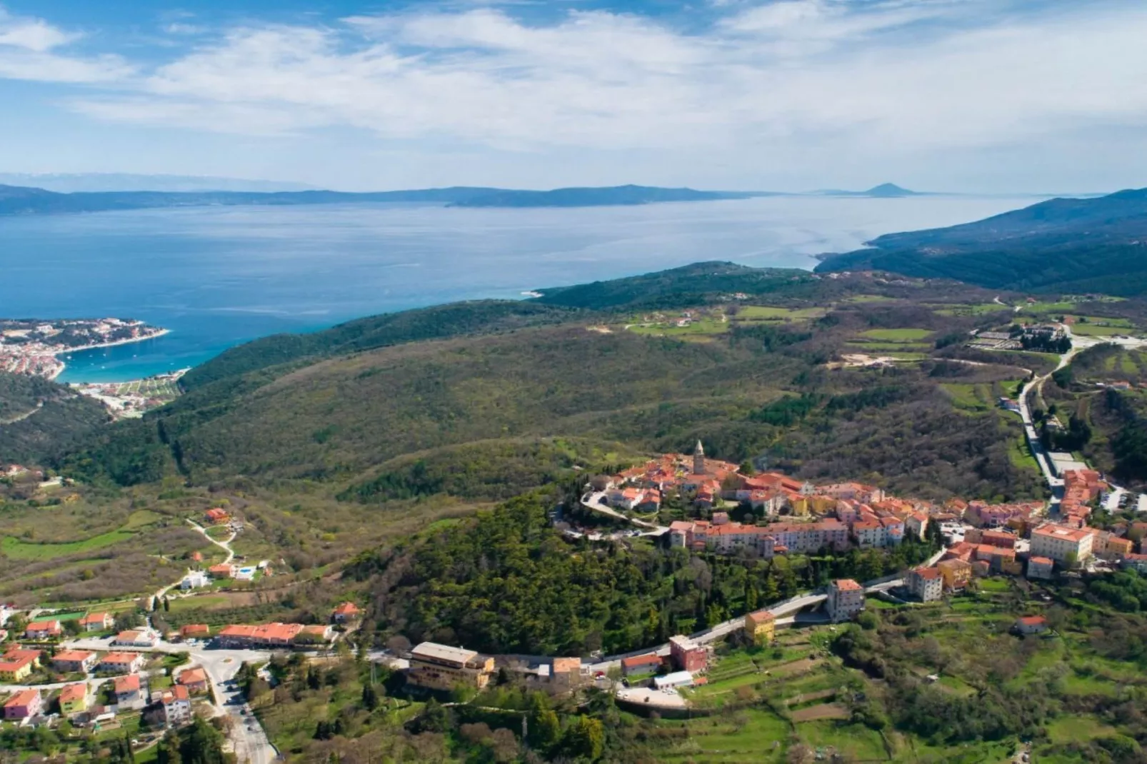 Stylish Two Bedroom Apartment in Labin - Two Bedroom Apartment with Terrace - Uitzicht