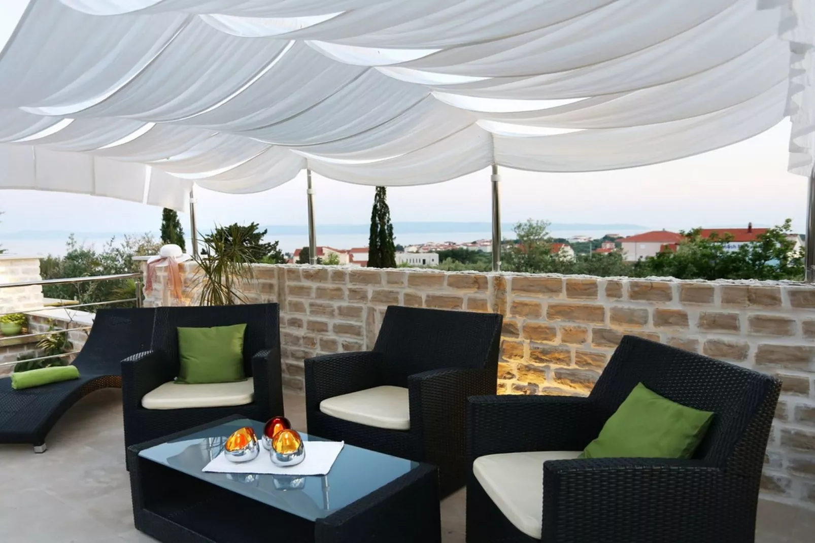 Okrug Gornji Luxurious Escape Villa with Pool - Five Bedroom Villa with Pool - Terras