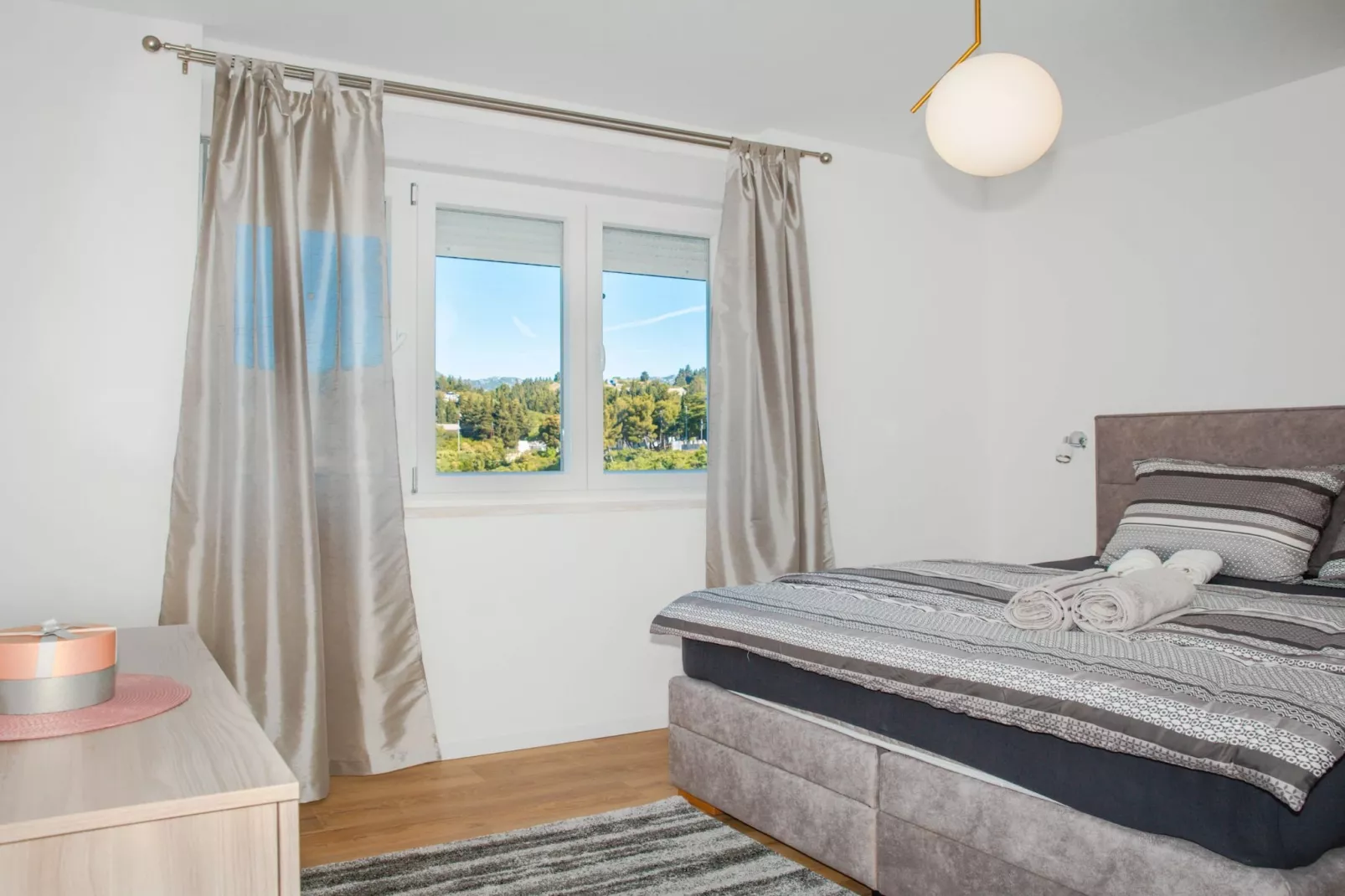 Apartment Matko - Two Bedrom Apartment with Beach View - Slaapkamer