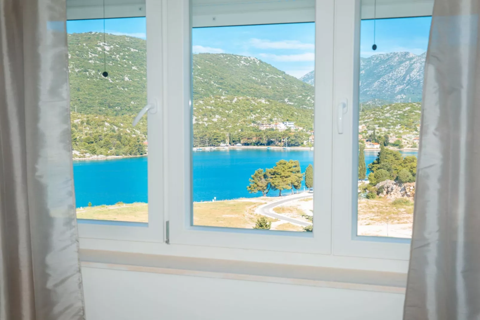 Apartment Matko - Two Bedrom Apartment with Beach View - Uitzicht