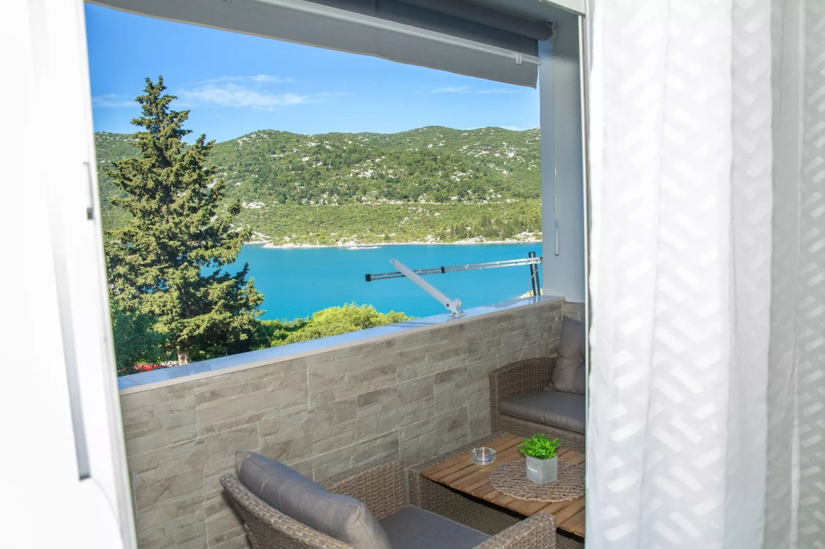 Apartment Matko - Two Bedrom Apartment with Beach View - Uitzicht