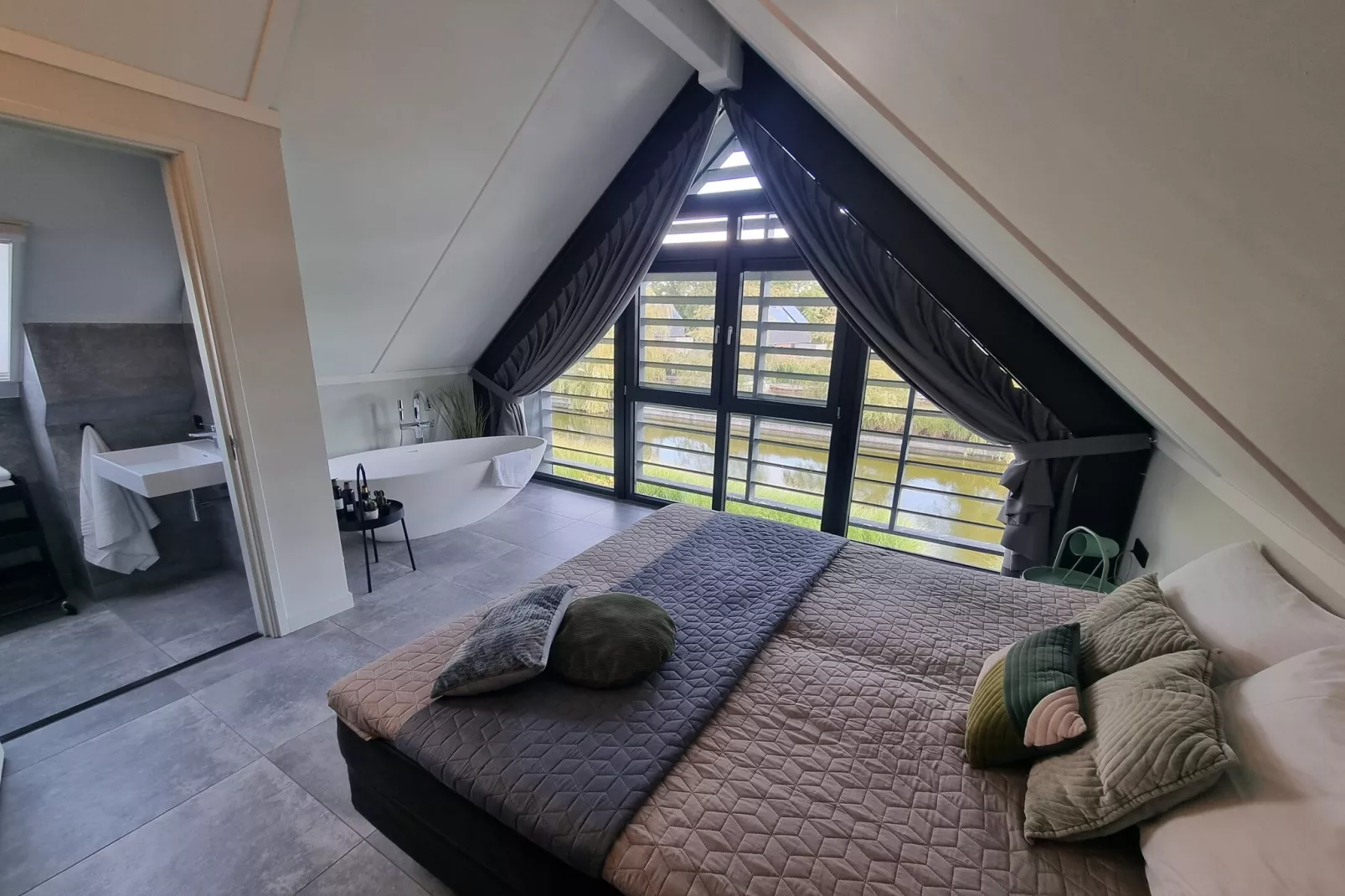 Watervilla Tsien - Slaapkamer