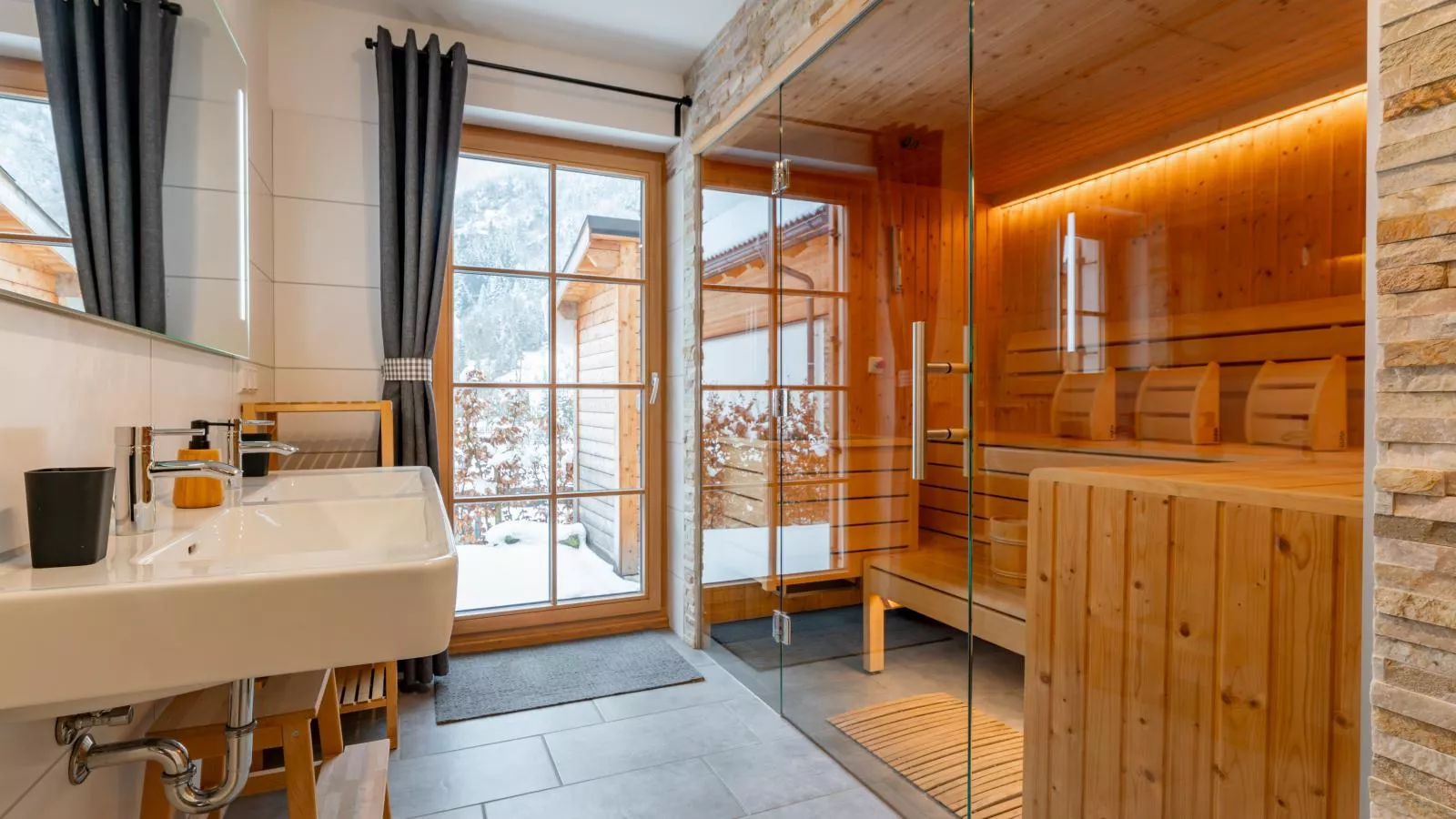 Haus Laura