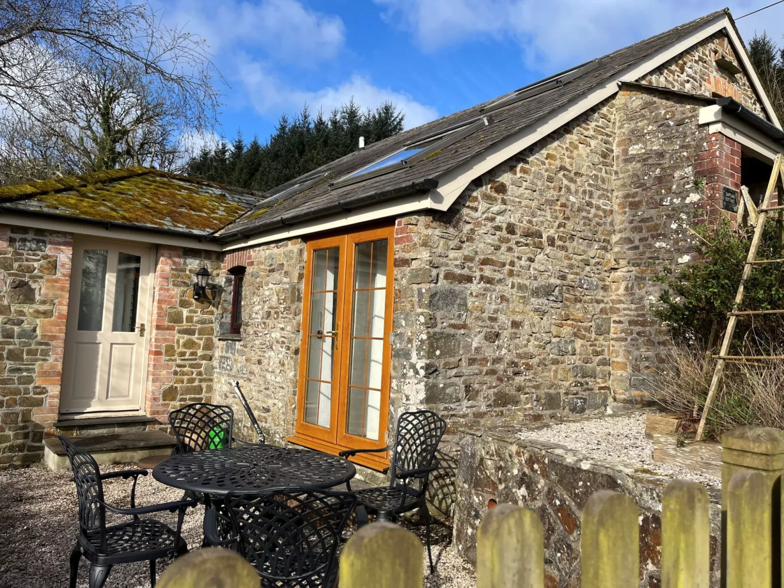 Shipload Cottage - Buiten