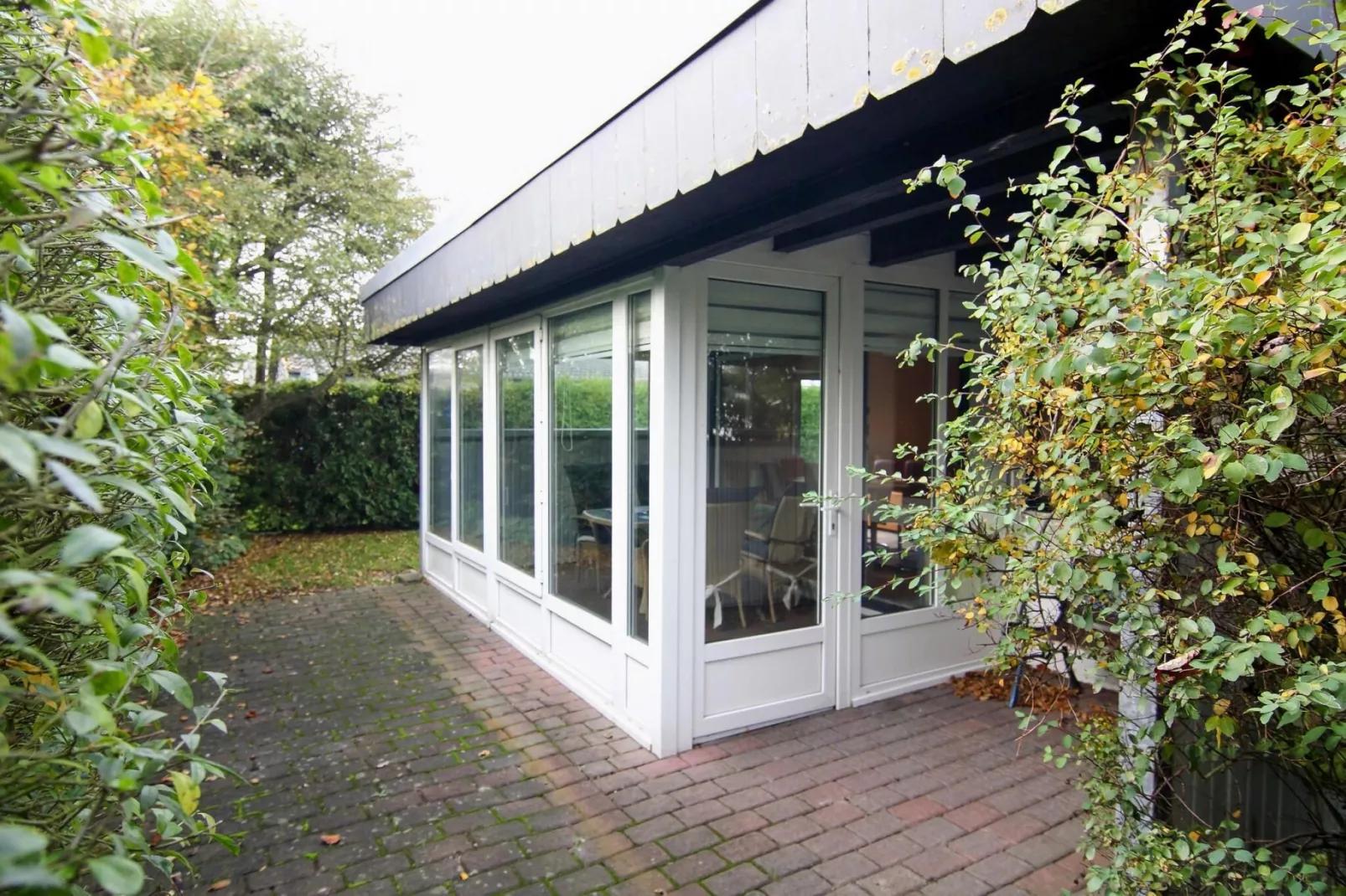 Bungalow Warwerort-Tuinen zomer