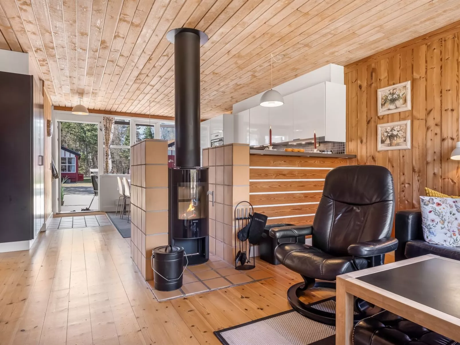 "Eivi" - 200m from the sea