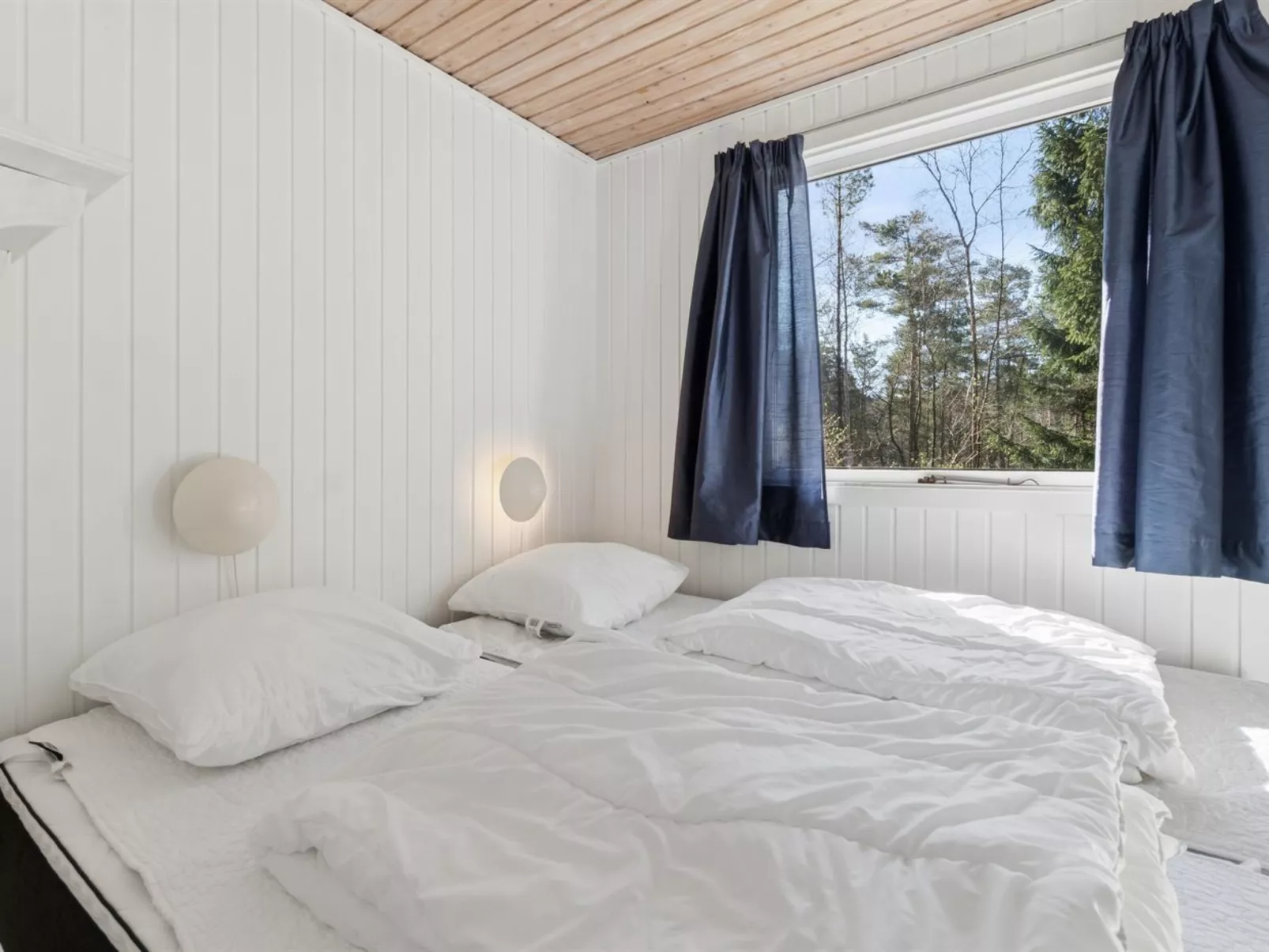"Mikkelina" - 700m from the sea - Binnen