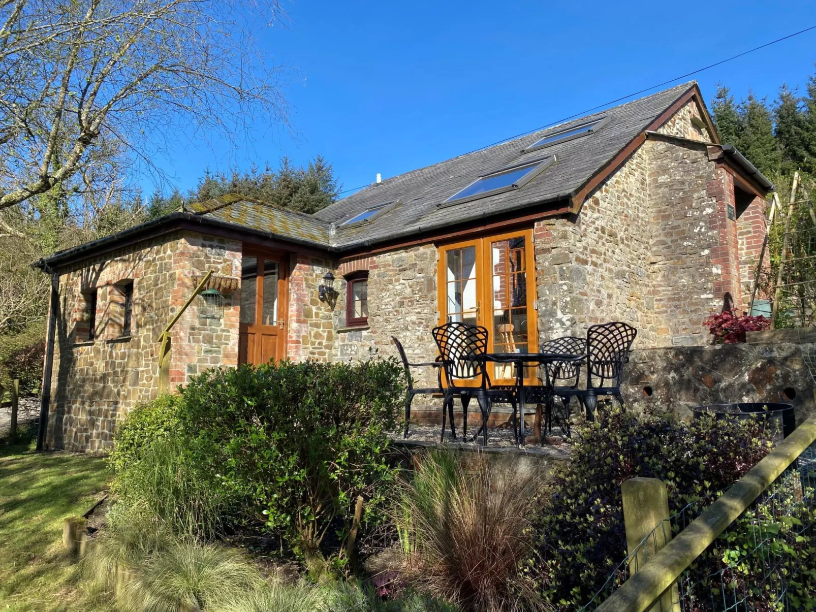 Hartland Hideaways - Buiten