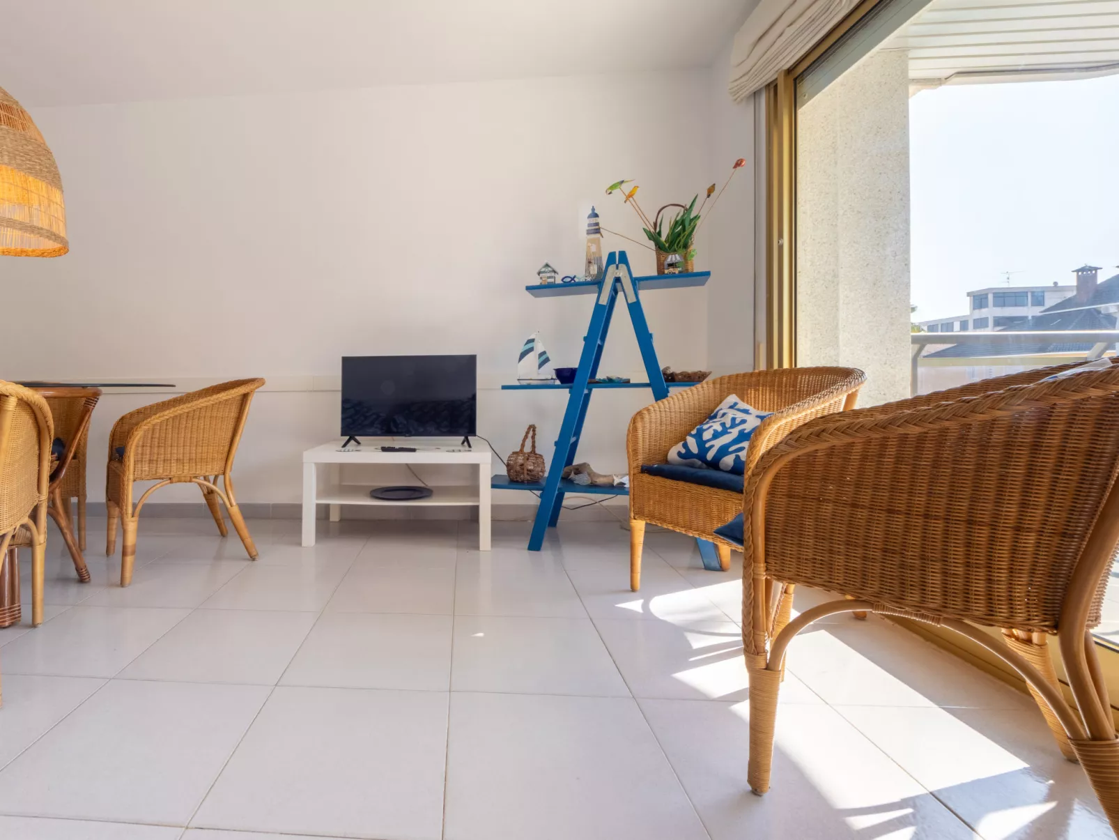 Cambrils Park B - Binnen